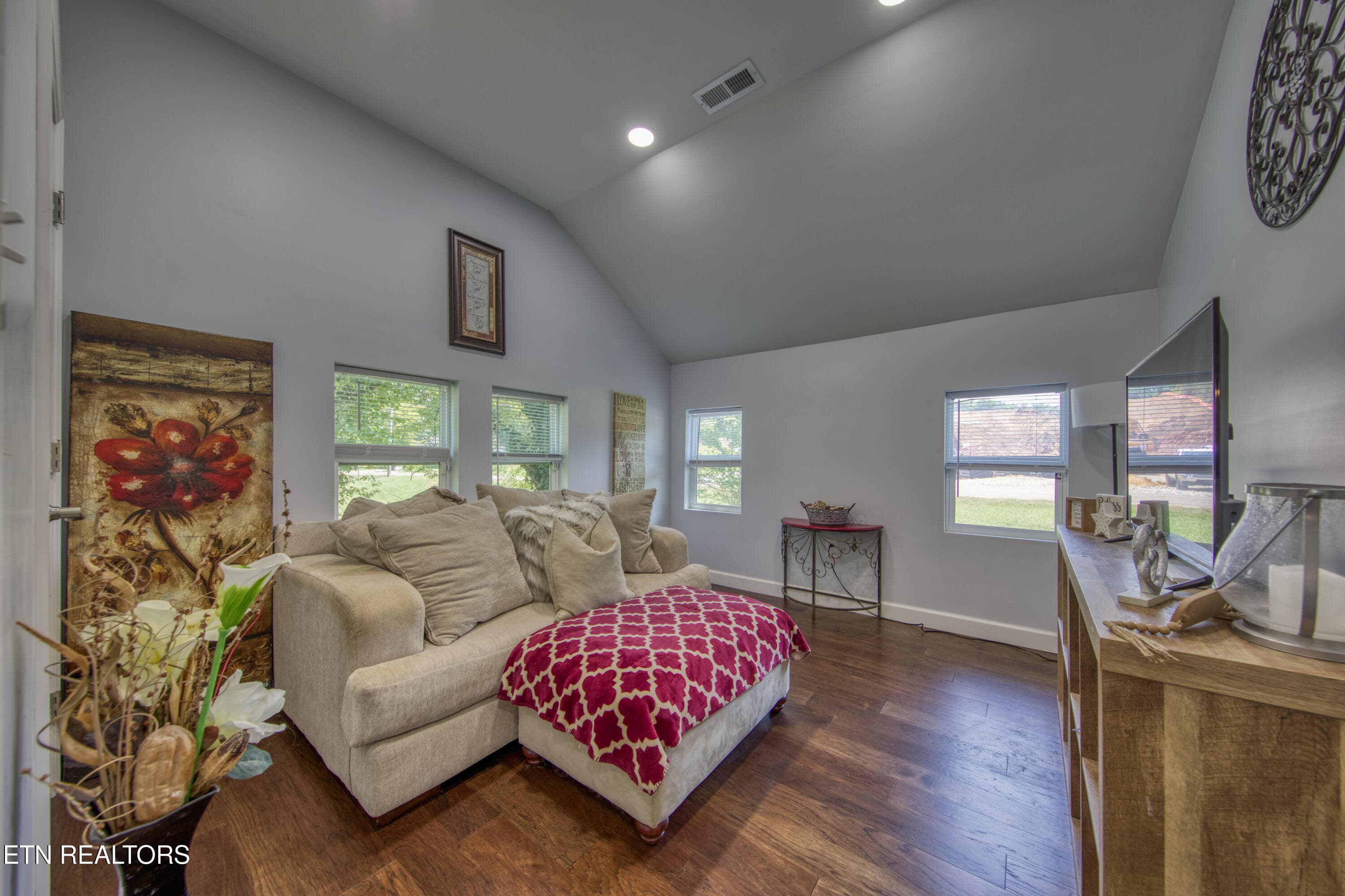 0H3A2499_76 - 7804 Sevierville Pike, Knoxville, TN 37920