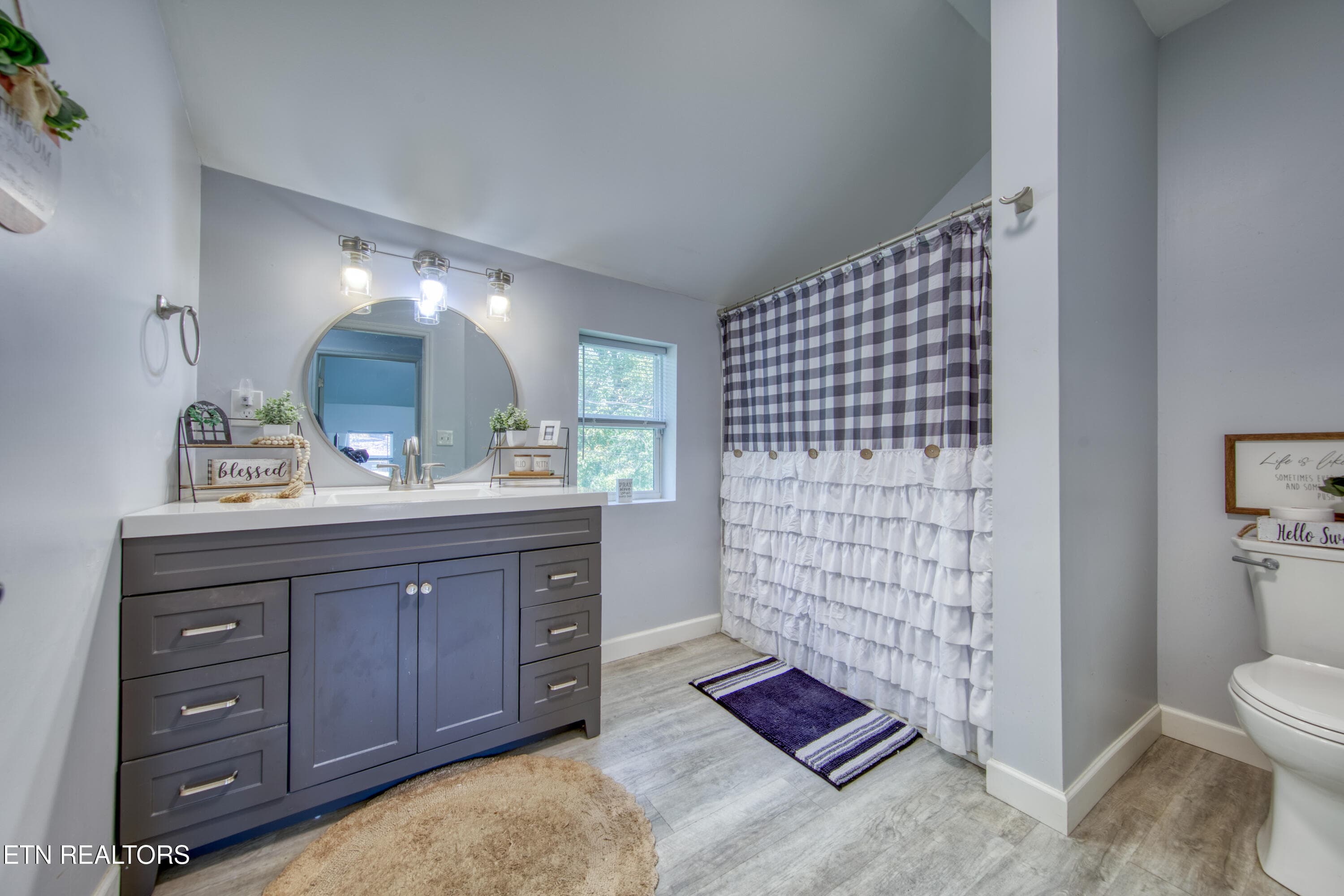 0H3A2502_77 - 7804 Sevierville Pike, Knoxville, TN 37920