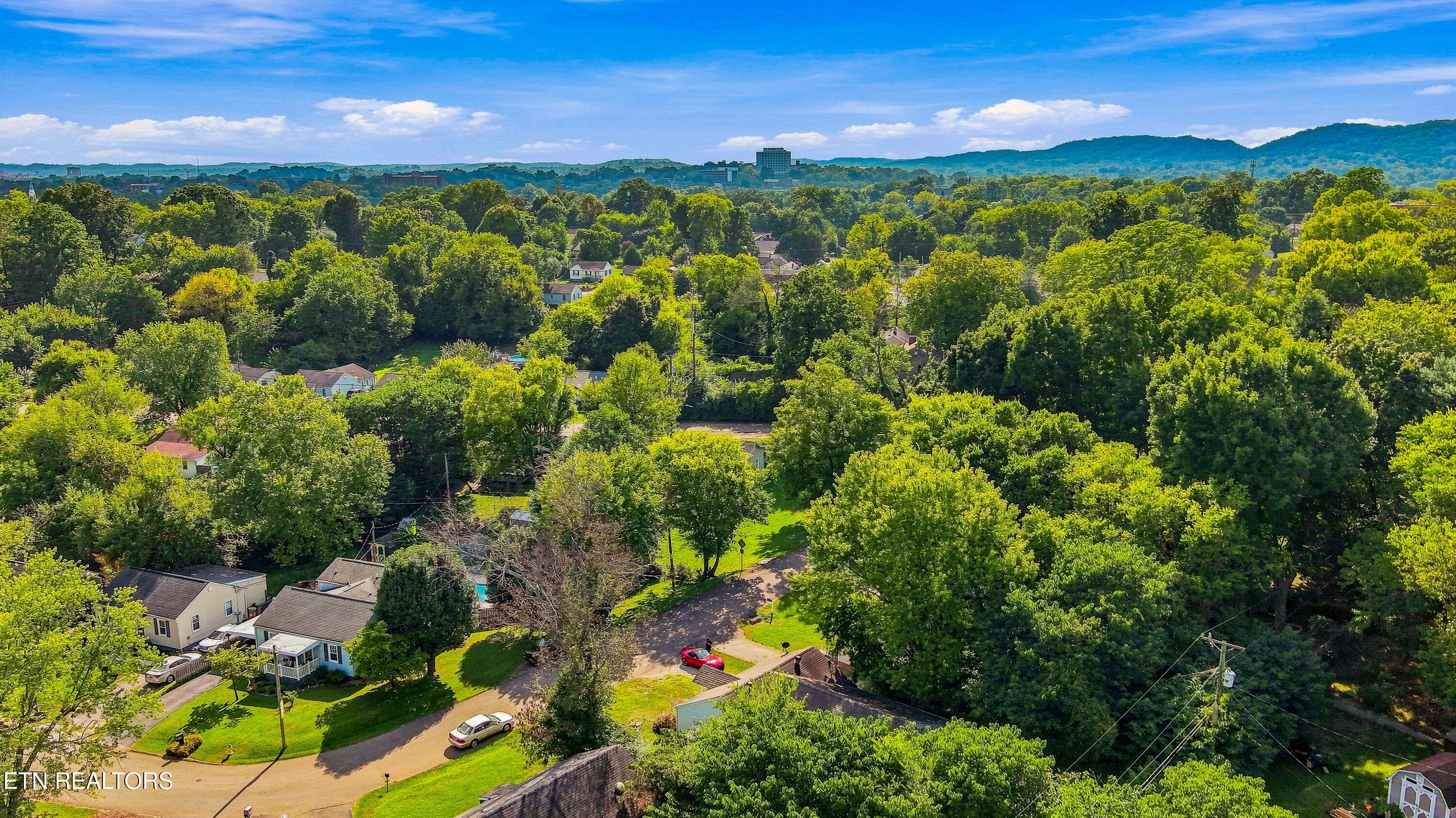 boxwood-42 - 2340 Boxwood Lane, Knoxville, TN 37917