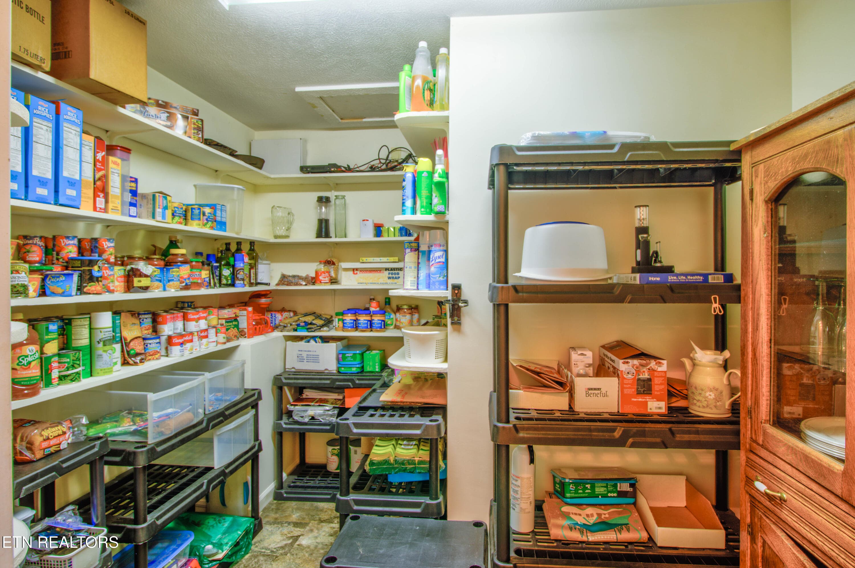 3.2 Walk In Pantry - 110 Rankin Hill Rd, Newport, TN 37821