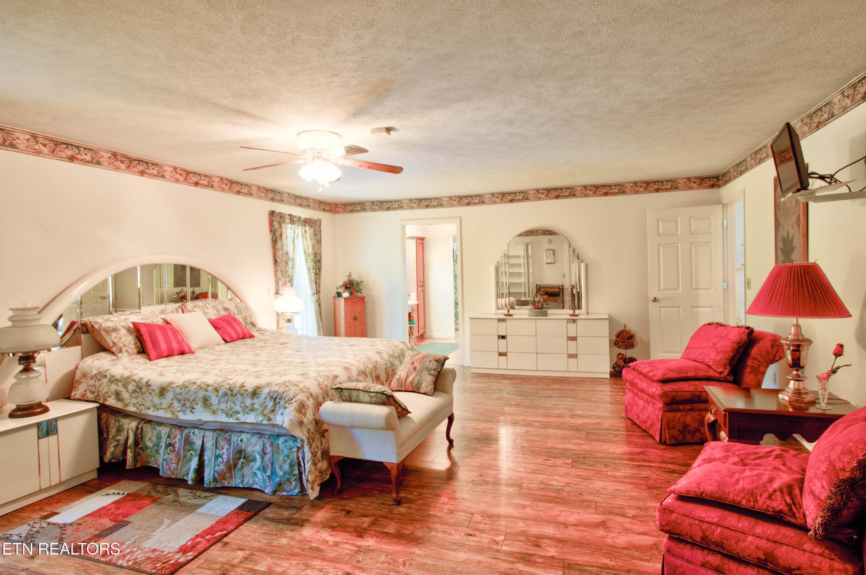 4.6 Master Suite - 110 Rankin Hill Rd, Newport, TN 37821