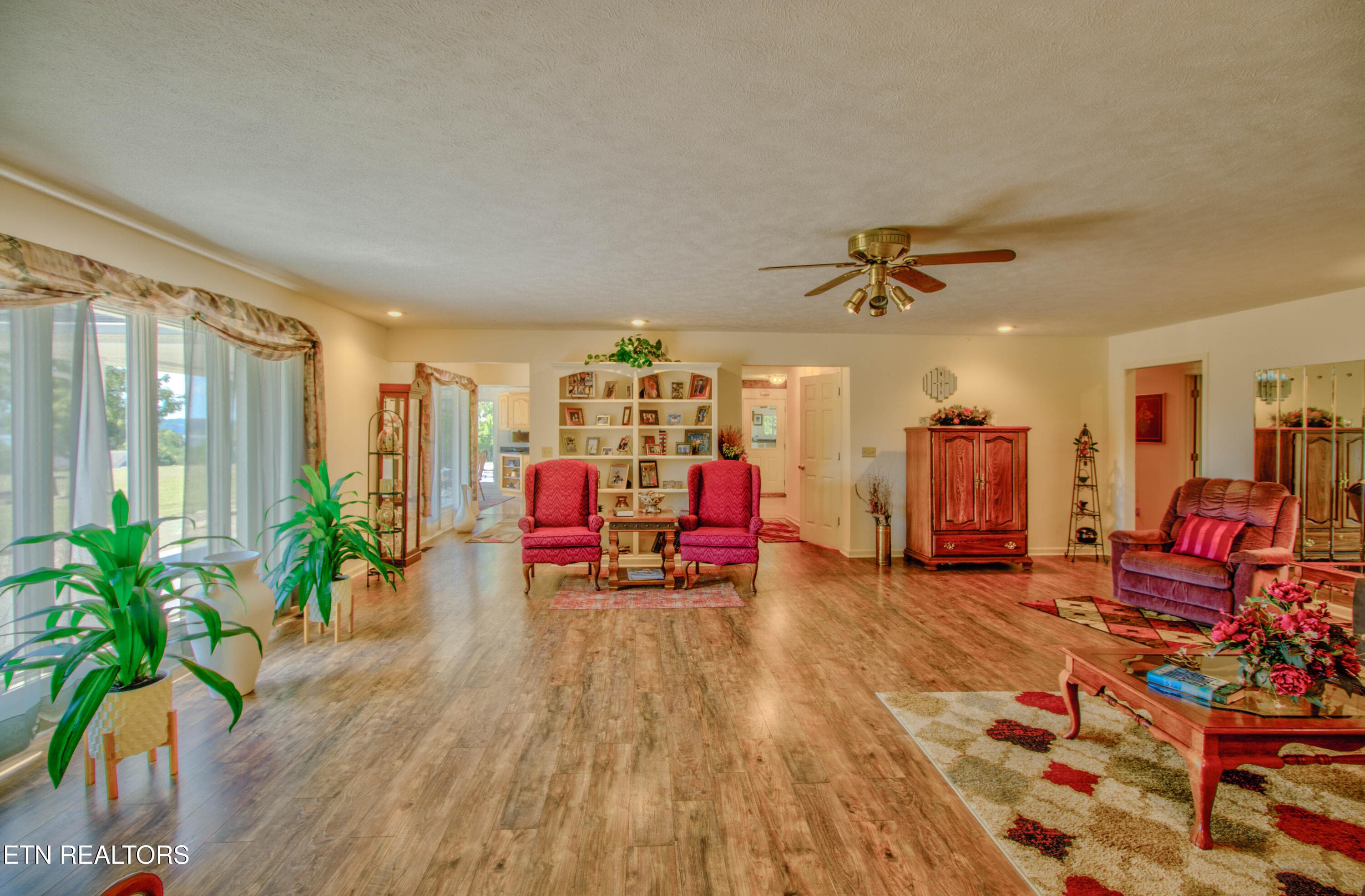 6.3 Living Room - 110 Rankin Hill Rd, Newport, TN 37821