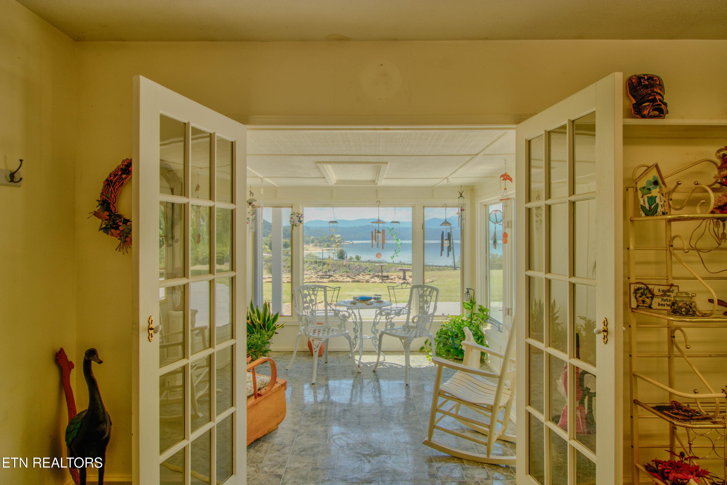 7.11 Sunroom with Mountain Lake Views - 110 Rankin Hill Rd, Newport, TN 37821
