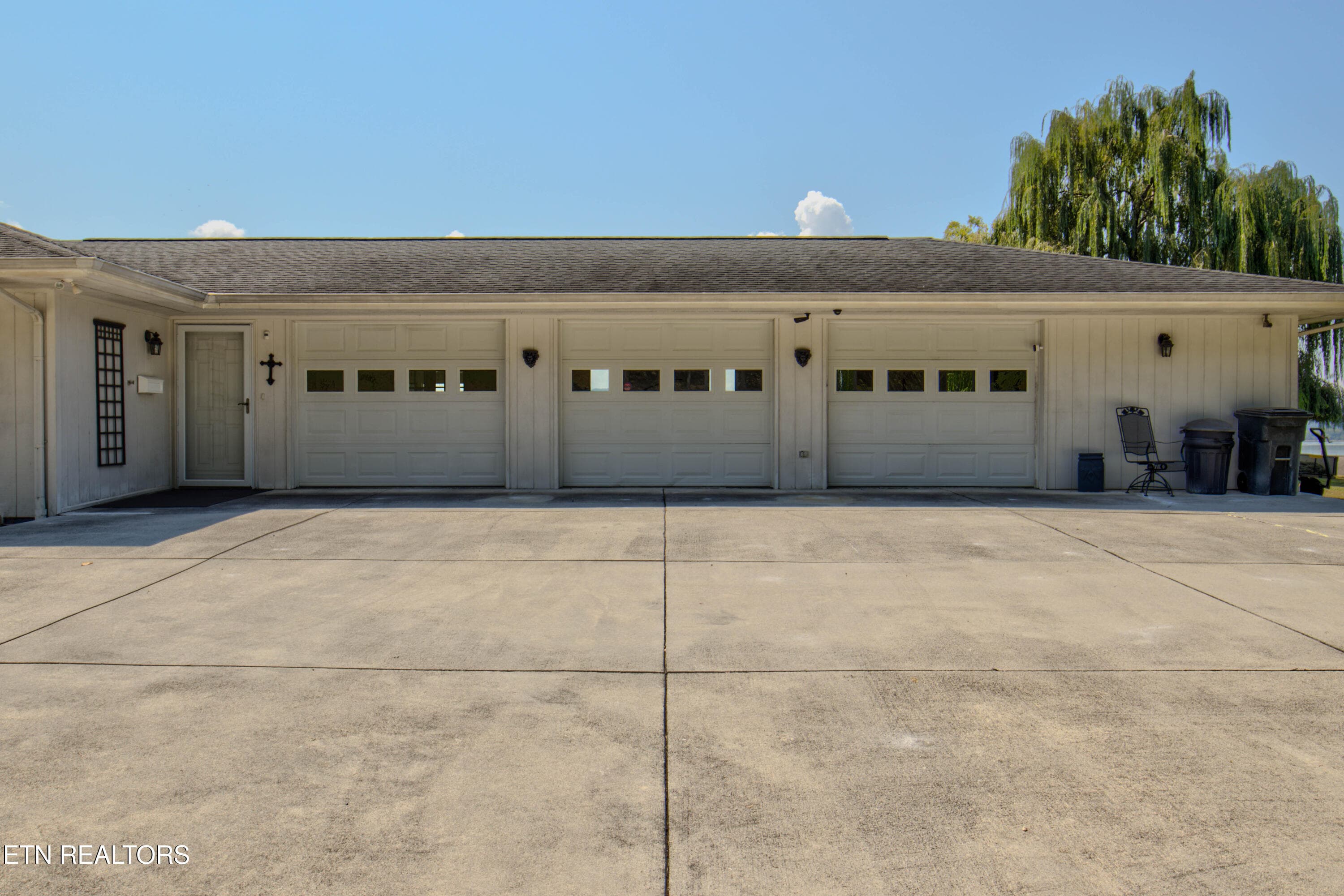 7.25 3 Bay Garage Exterior - 110 Rankin Hill Rd, Newport, TN 37821