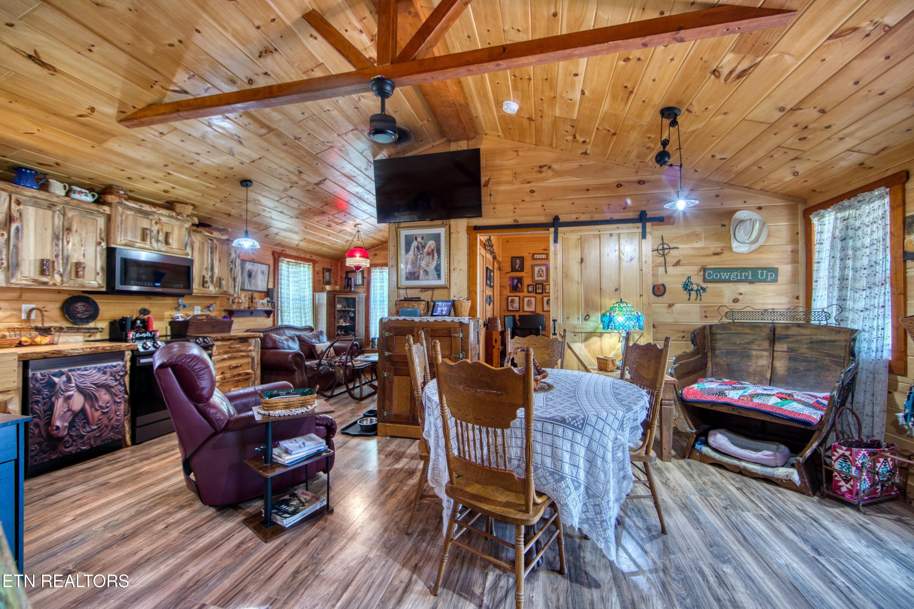 EK3A0059 - 706 End Of Trail Lane, Allardt, TN 38504