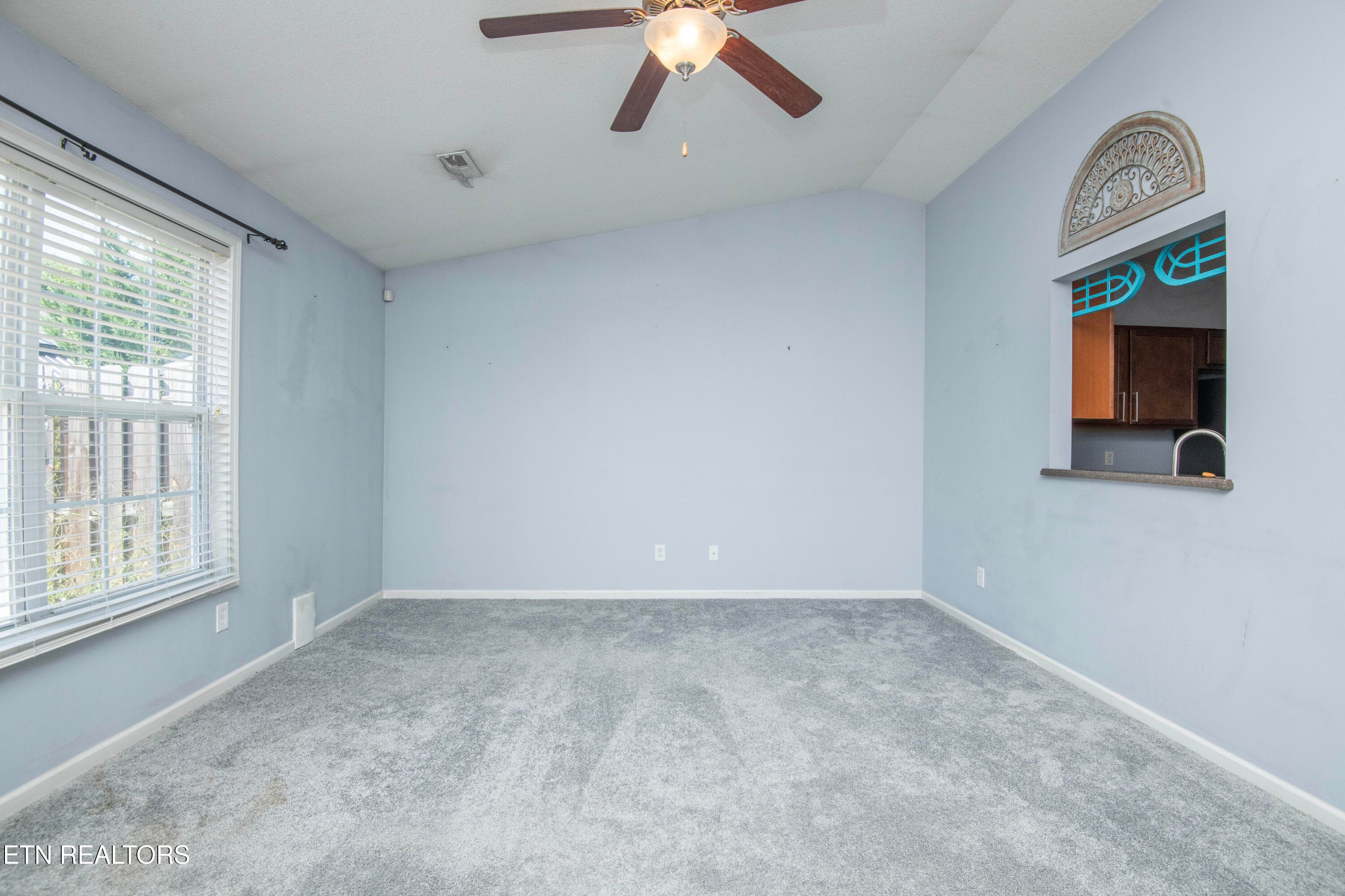 Living room - 5141 Spring Petal Way 16, Knoxville, TN 37912