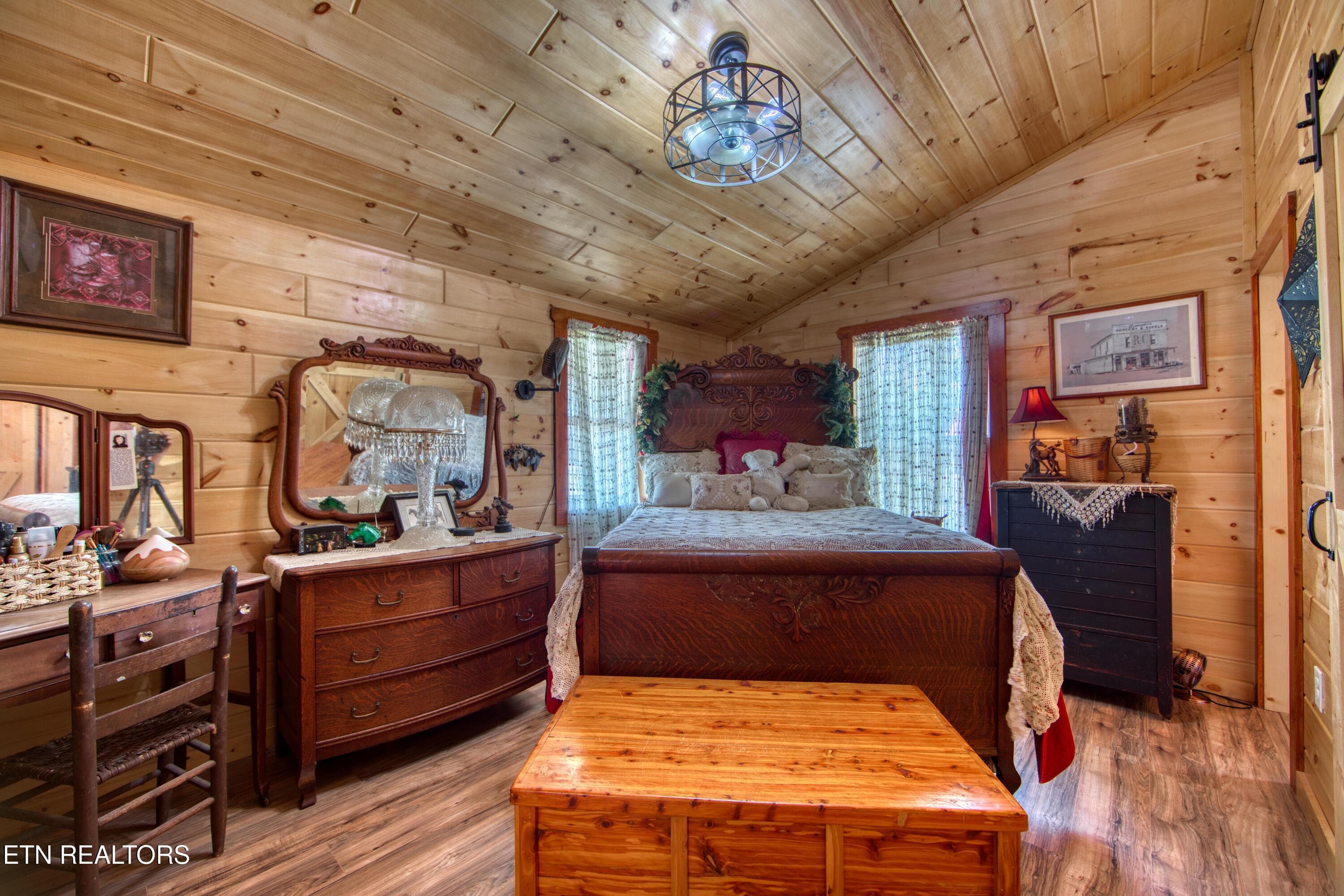 EK3A0077 - 706 End Of Trail Lane, Allardt, TN 38504