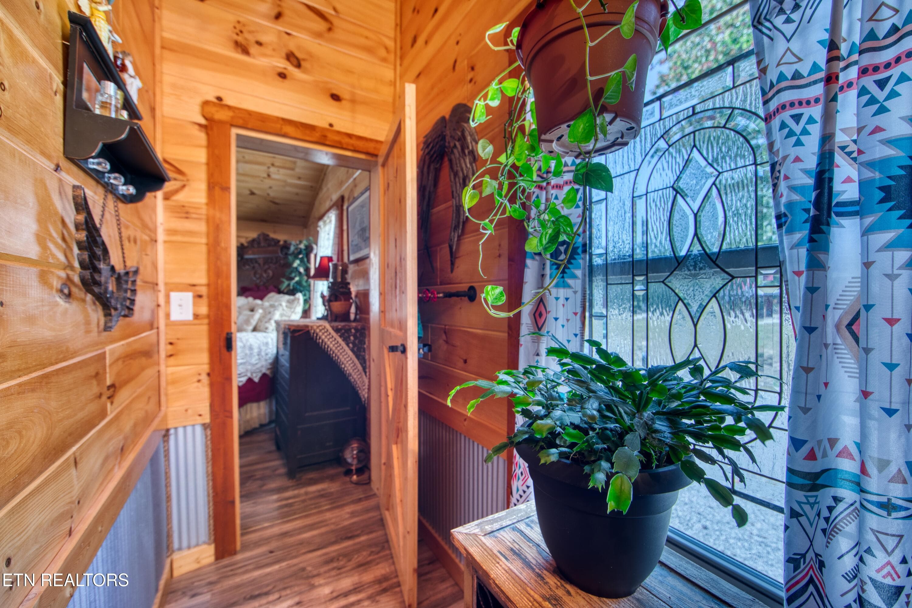 EK3A0104 - 706 End Of Trail Lane, Allardt, TN 38504