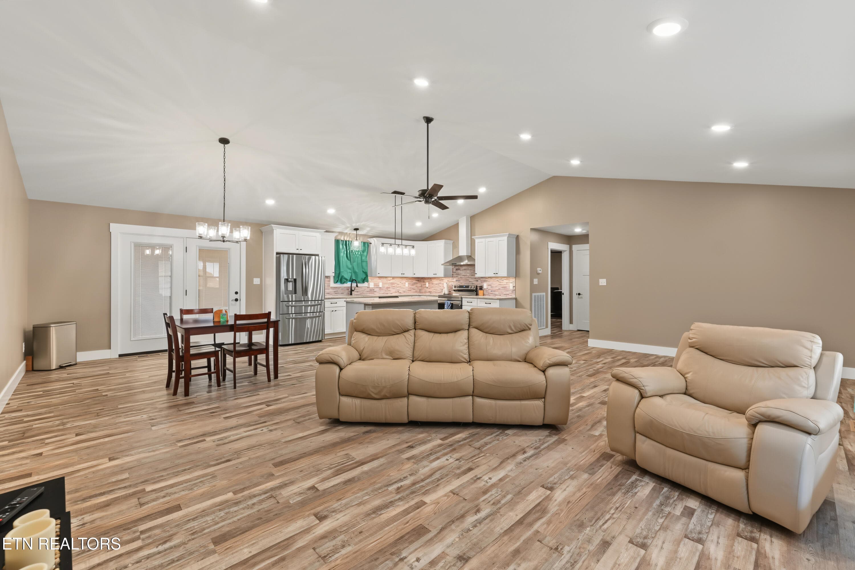 DSC08319-2 - 6221 Bingham Lane, Maryville, TN 37801