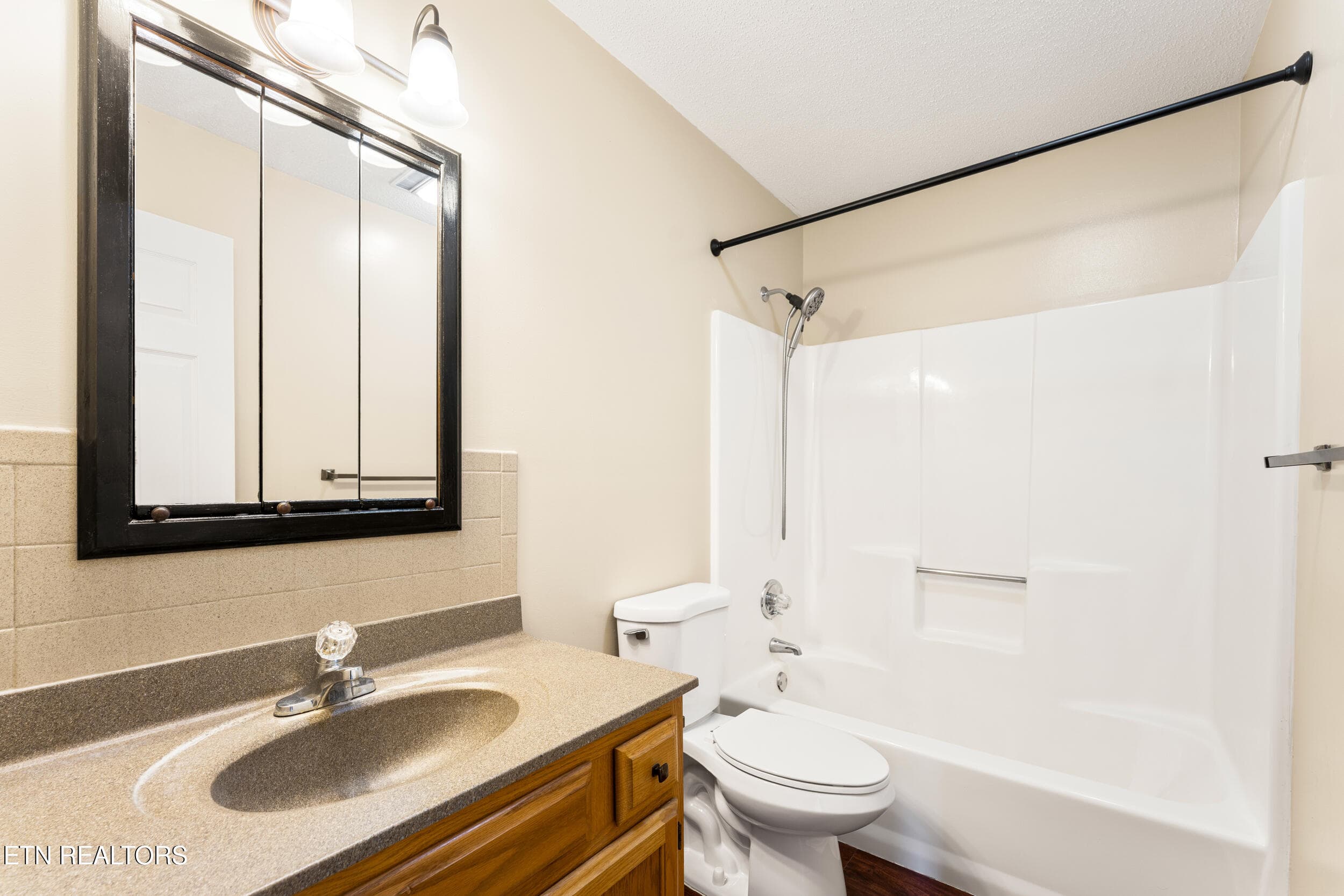 828 beanstalk rd-16 - 810 Highland Drive 604, Knoxville, TN 37912