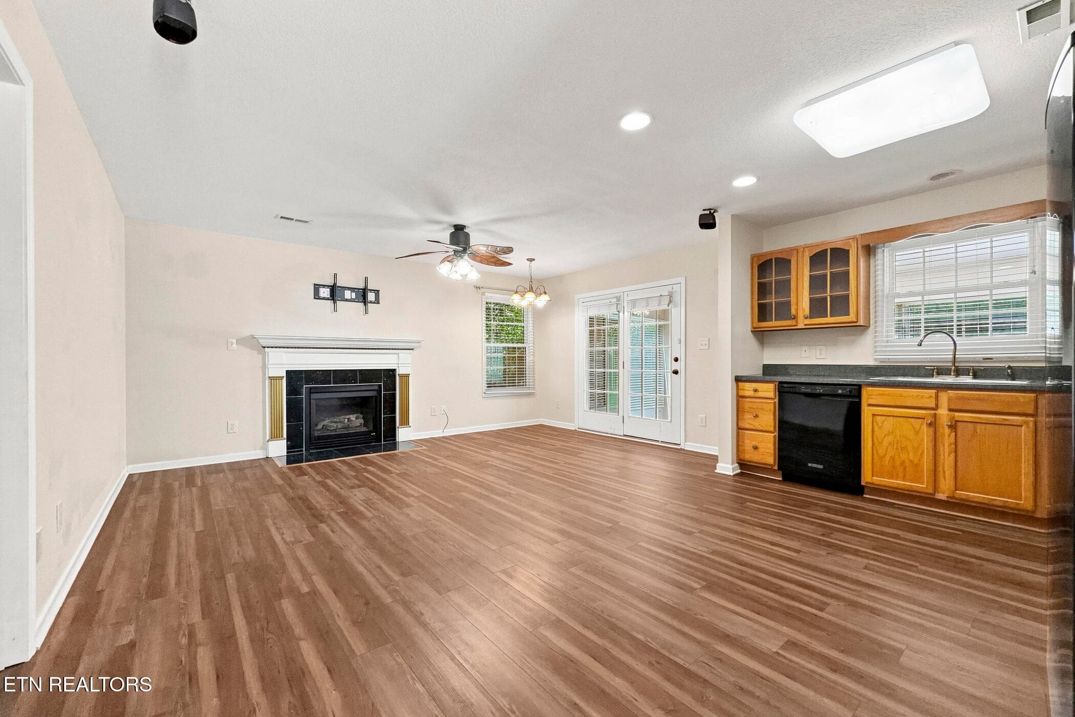 img_0802 - 206 Montalee Way, Knoxville, TN 37924