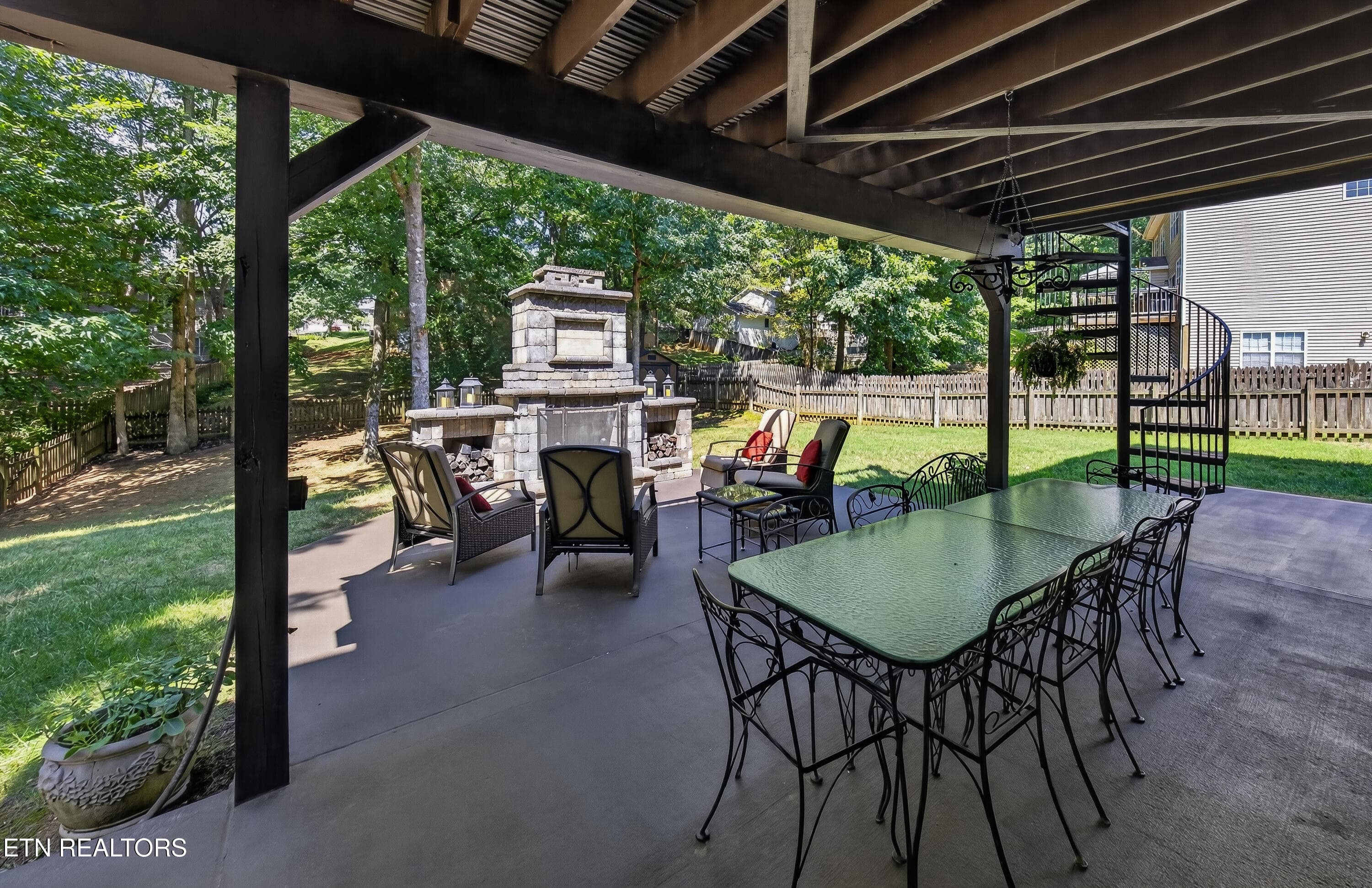 Back Patio - 8821 Nubbin Ridge Rd, Knoxville, TN 37923