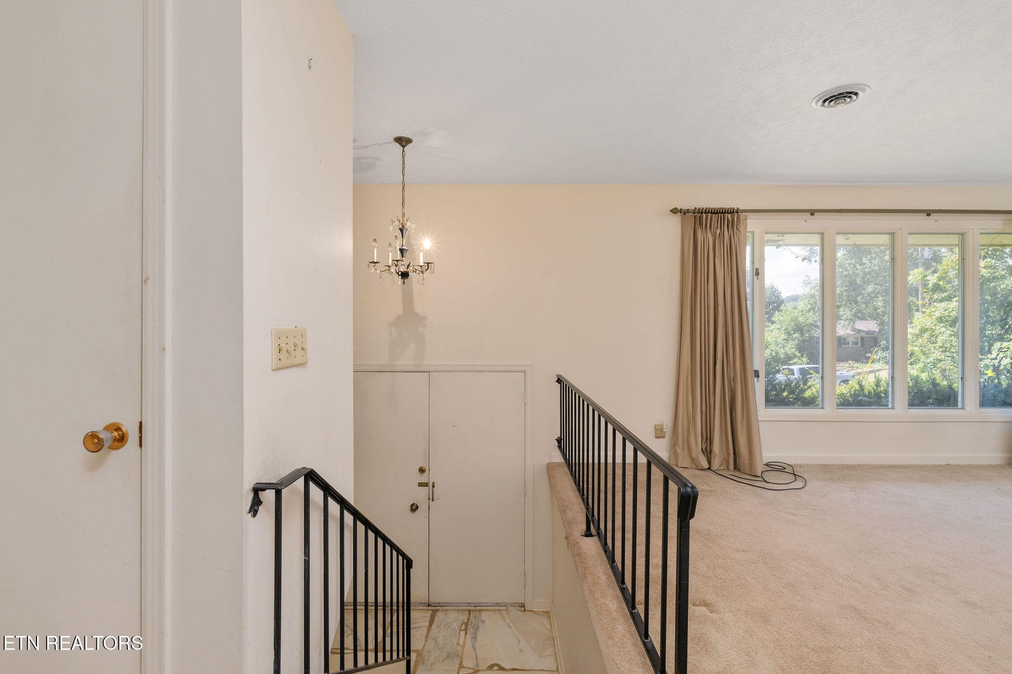 Beautiful views - 220 Brookfield Drive, Kingsport, TN 37663, Kingsport