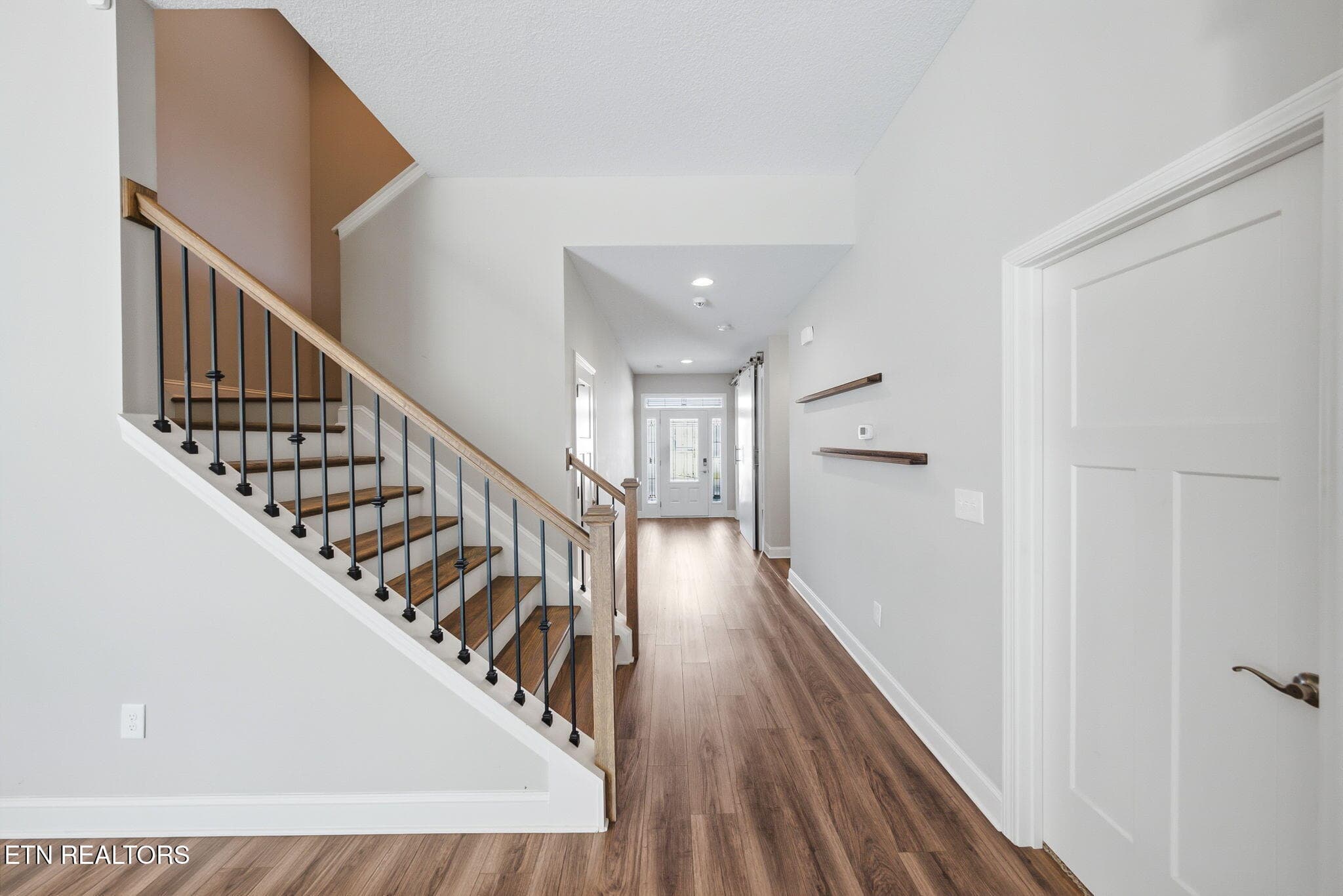 7-web-or-mls-1664-Hickory-Reserve-Rd-Kno - 1664 Hickory Reserve Rd, Knoxville, TN 37932