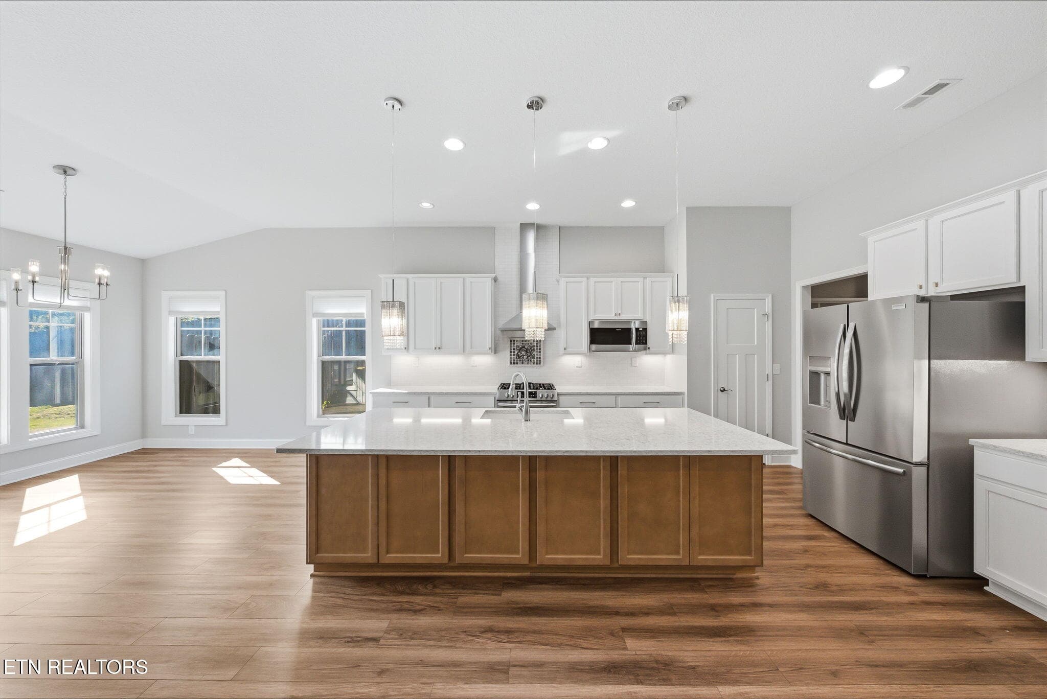 10-web-or-mls-1664-Hickory-Reserve-Rd-Kn - 1664 Hickory Reserve Rd, Knoxville, TN 37932
