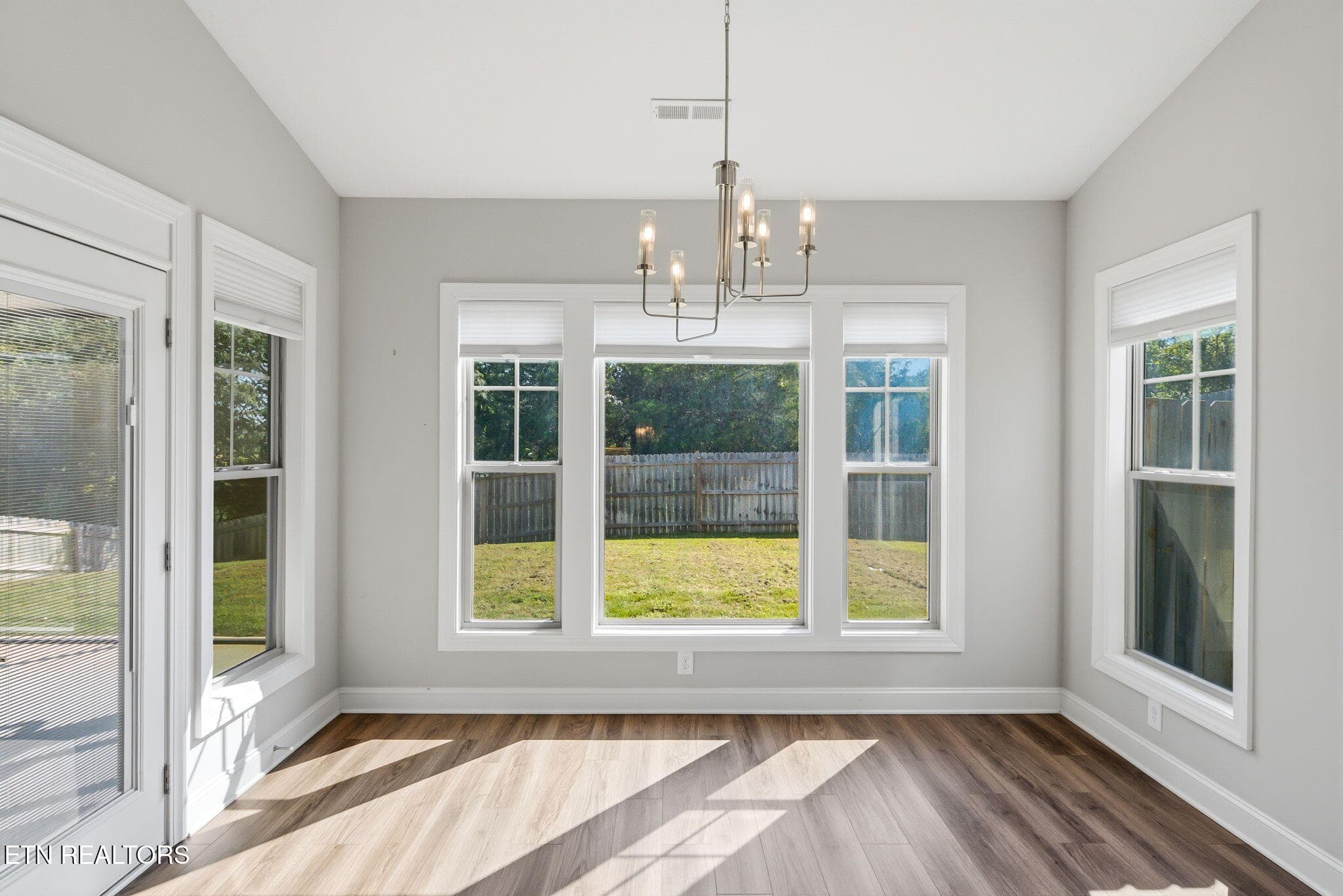 16-web-or-mls-1664-Hickory-Reserve-Rd-Kn - 1664 Hickory Reserve Rd, Knoxville, TN 37932