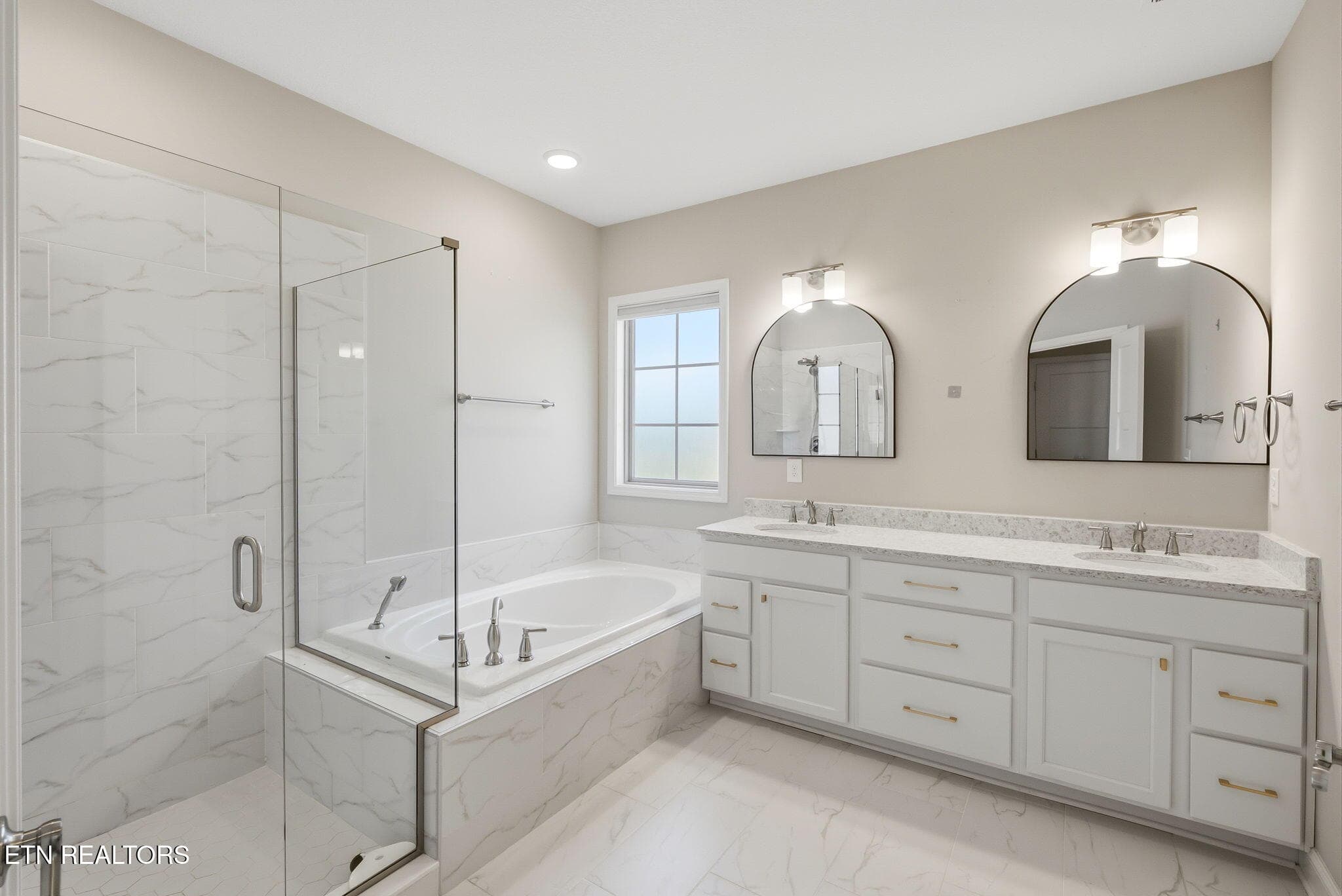 25-web-or-mls-1664-Hickory-Reserve-Rd-Kn - 1664 Hickory Reserve Rd, Knoxville, TN 37932