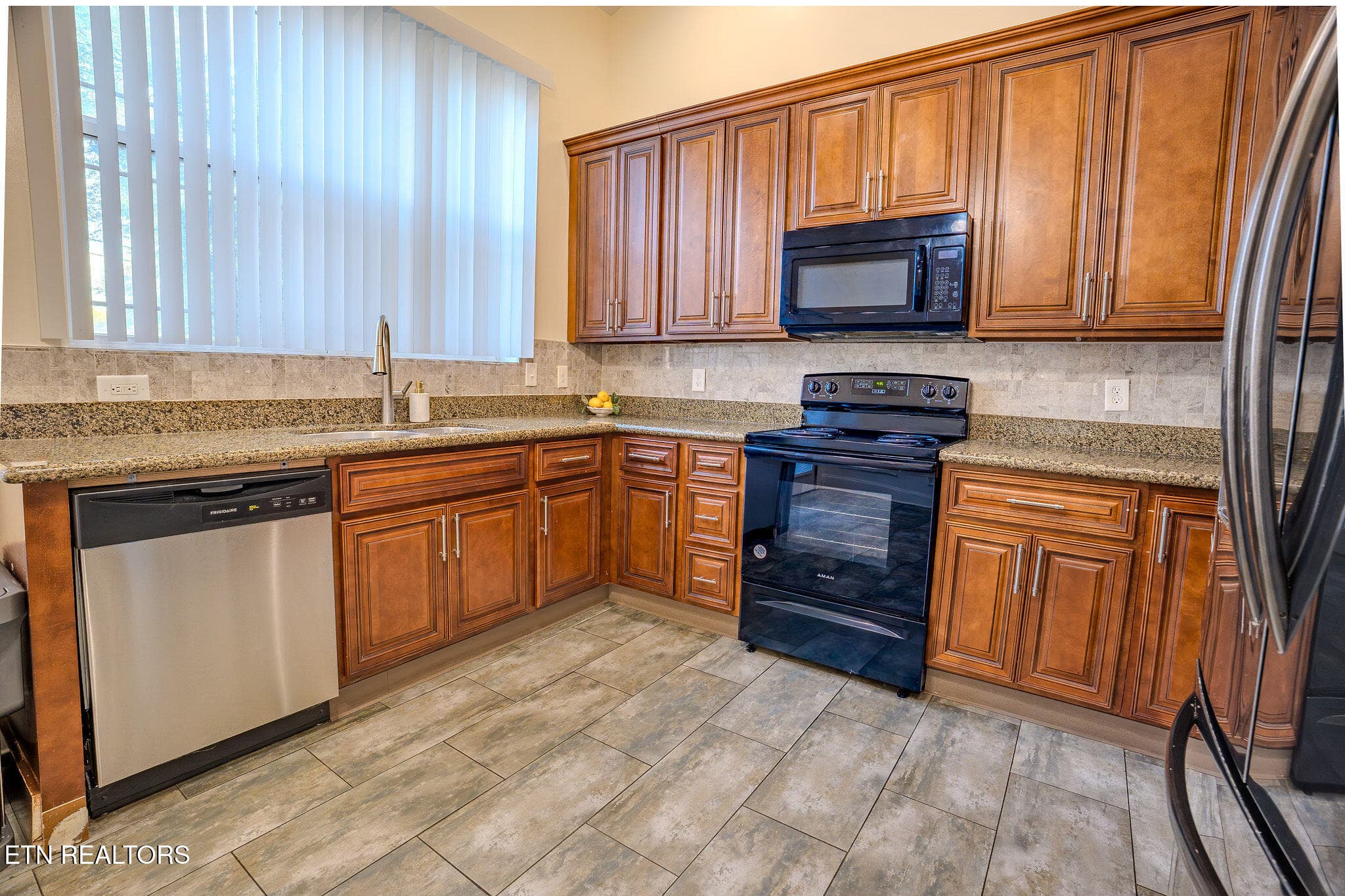 DSC09987-HDR - 2818 Linden Ave, Knoxville, TN 37914