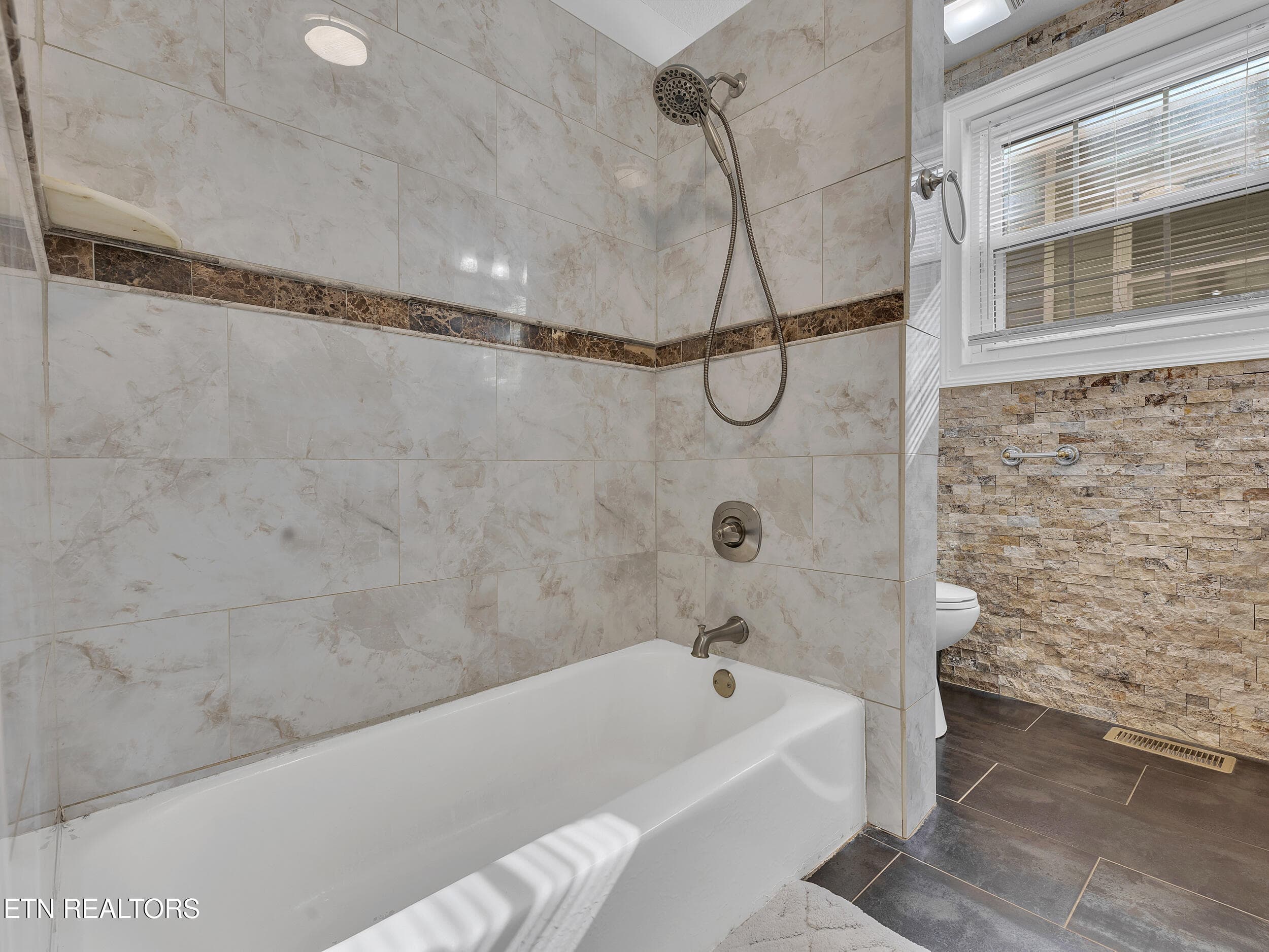 20_18 - 2818 Linden Ave, Knoxville, TN 37914
