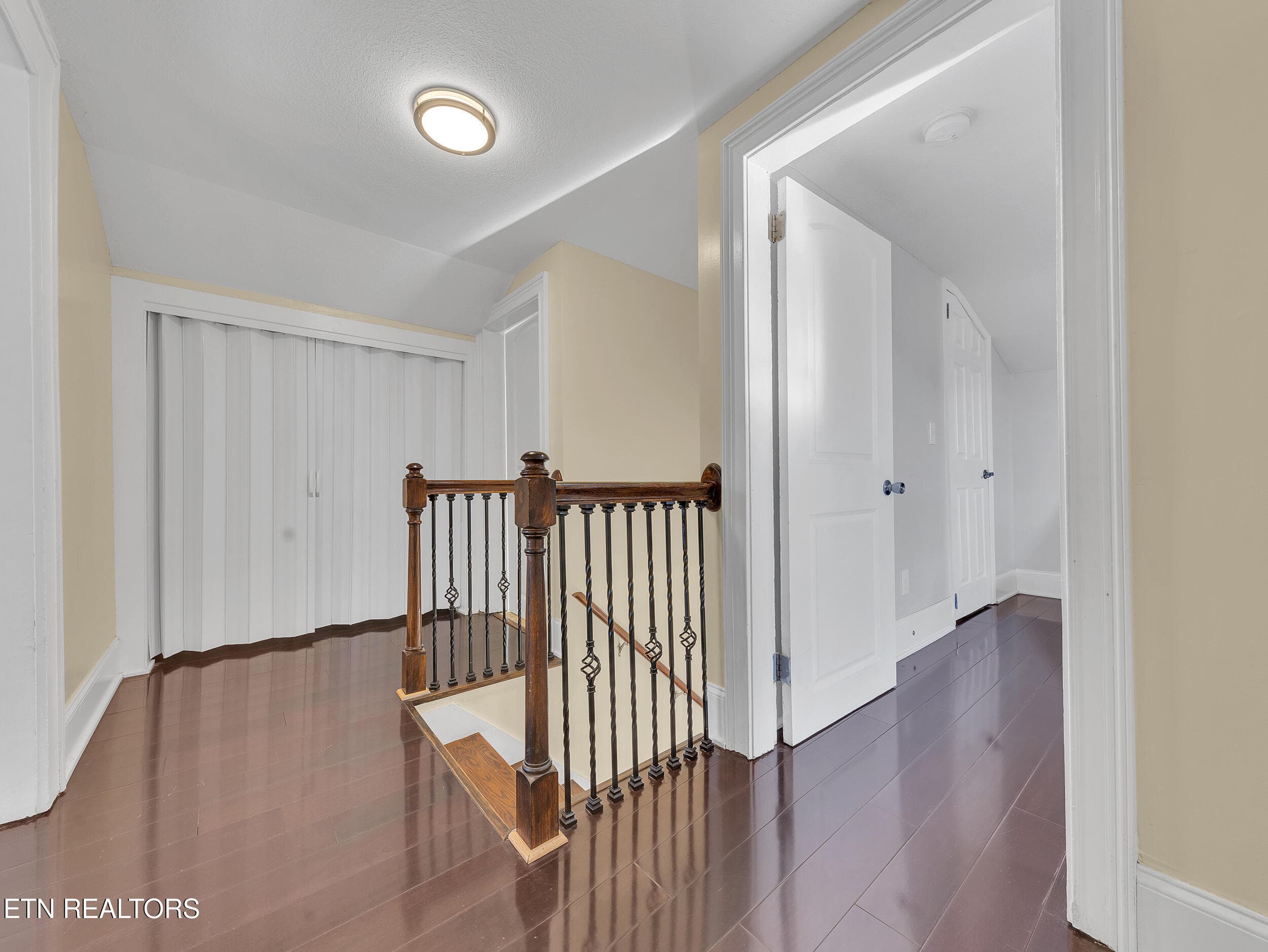 22_22 - 2818 Linden Ave, Knoxville, TN 37914