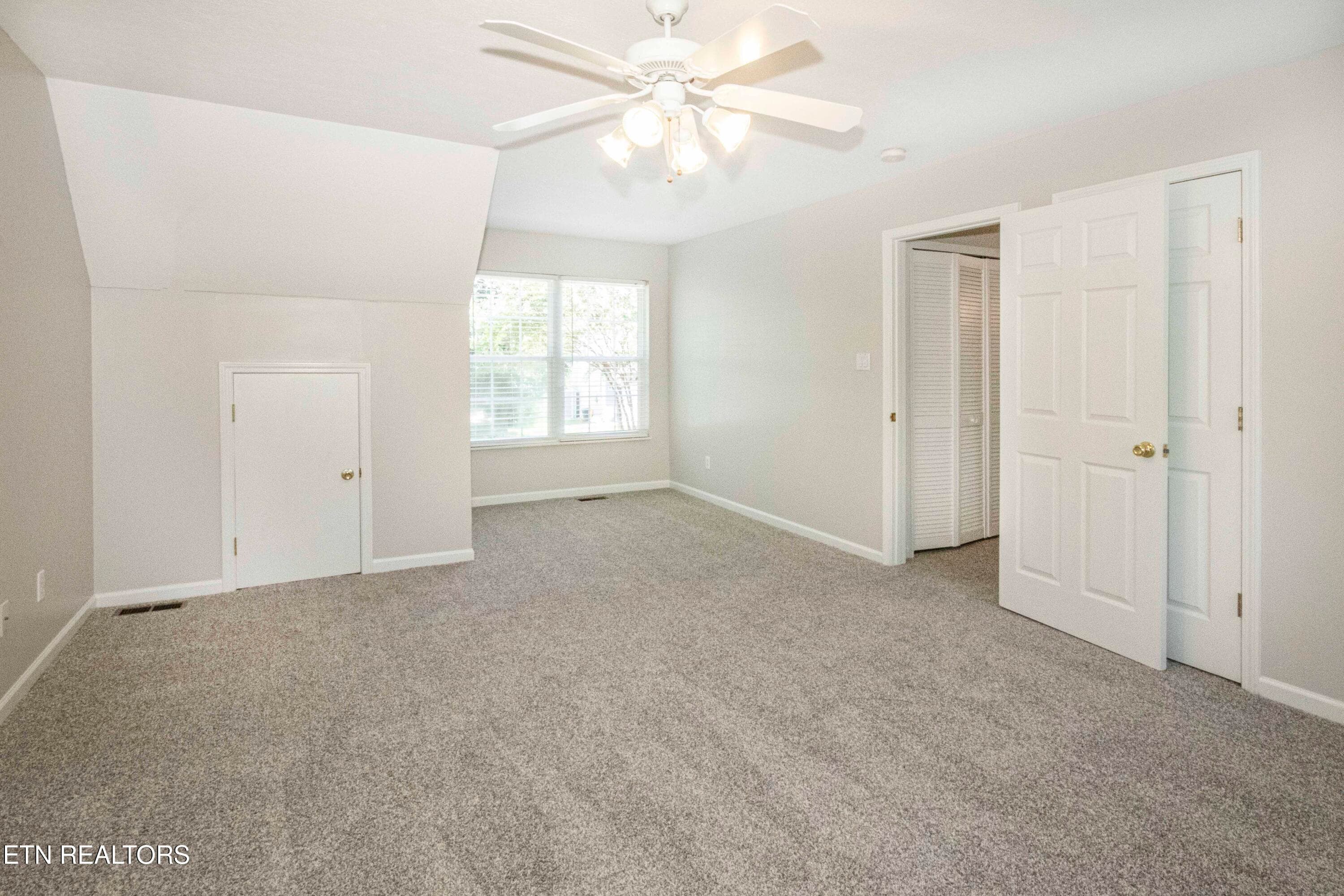 V19A3521 - 10934 Topview Lane, Knoxville, TN 37934