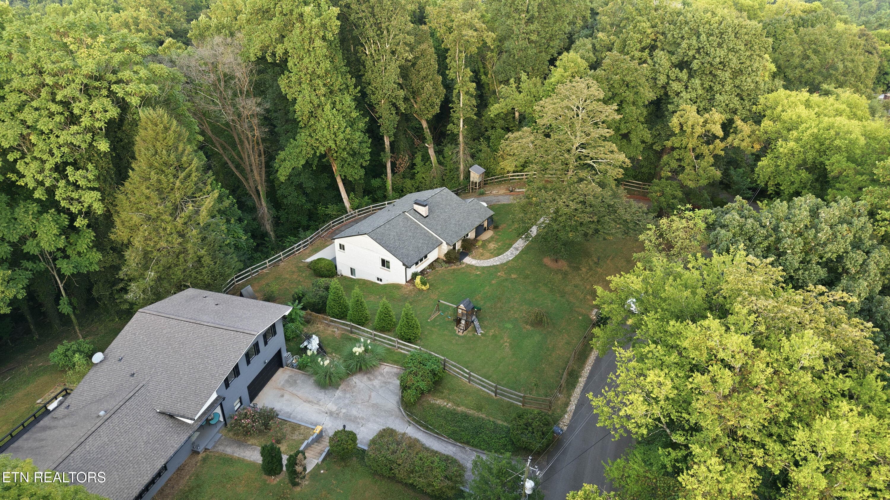 504 Locust Hill Lane-70 - 504 Locust Hill Lane, Knoxville, TN 37920