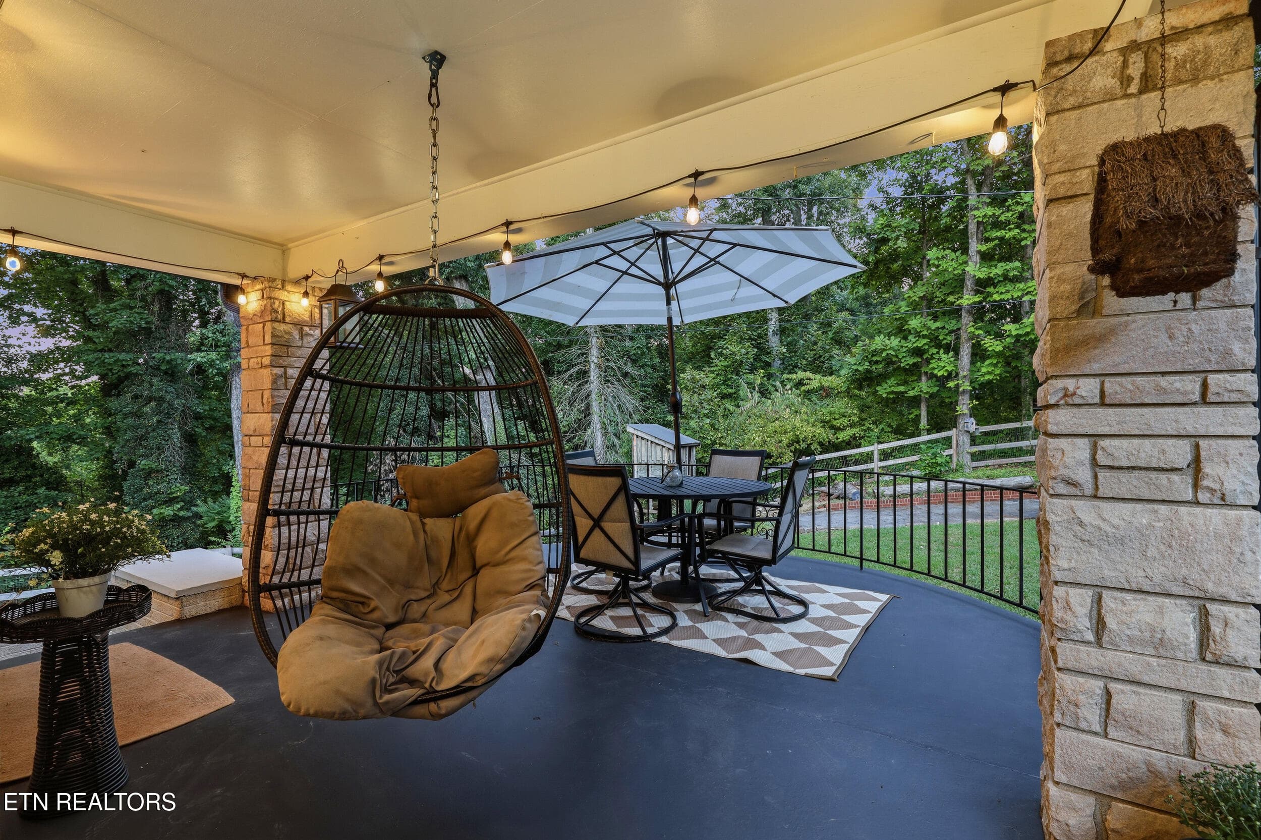 28_027 - 504 Locust Hill Lane, Knoxville, TN 37920
