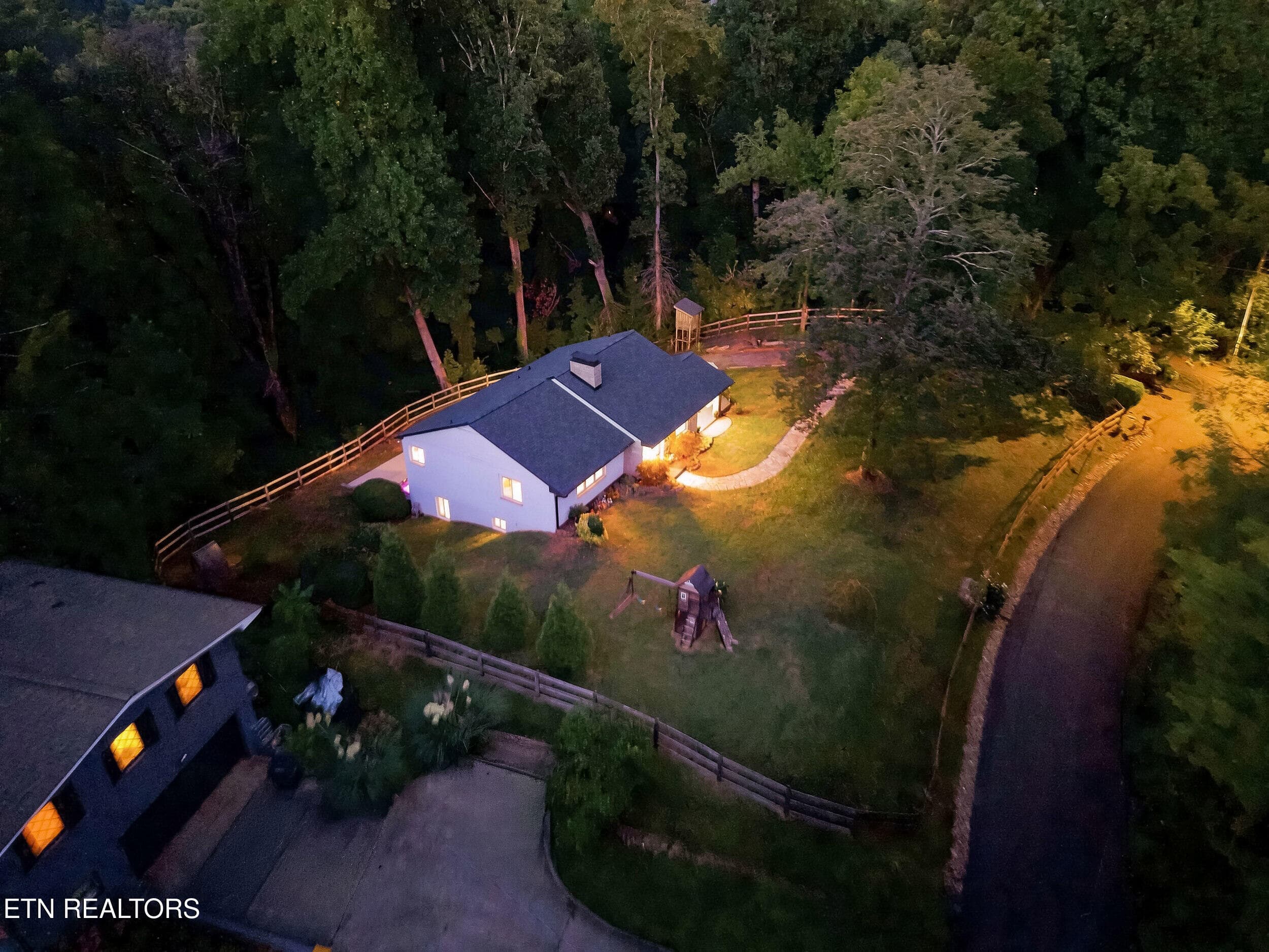 34_033 - 504 Locust Hill Lane, Knoxville, TN 37920