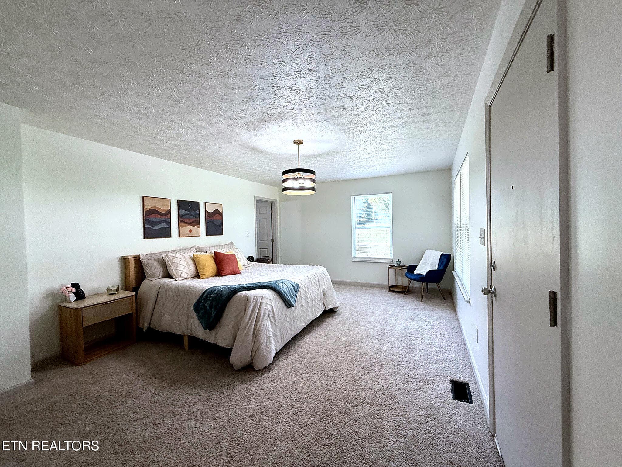 24_IMG_5163_MLS - 5828 NE Eldridge Rd, Knoxville, TN 37918, Knoxville