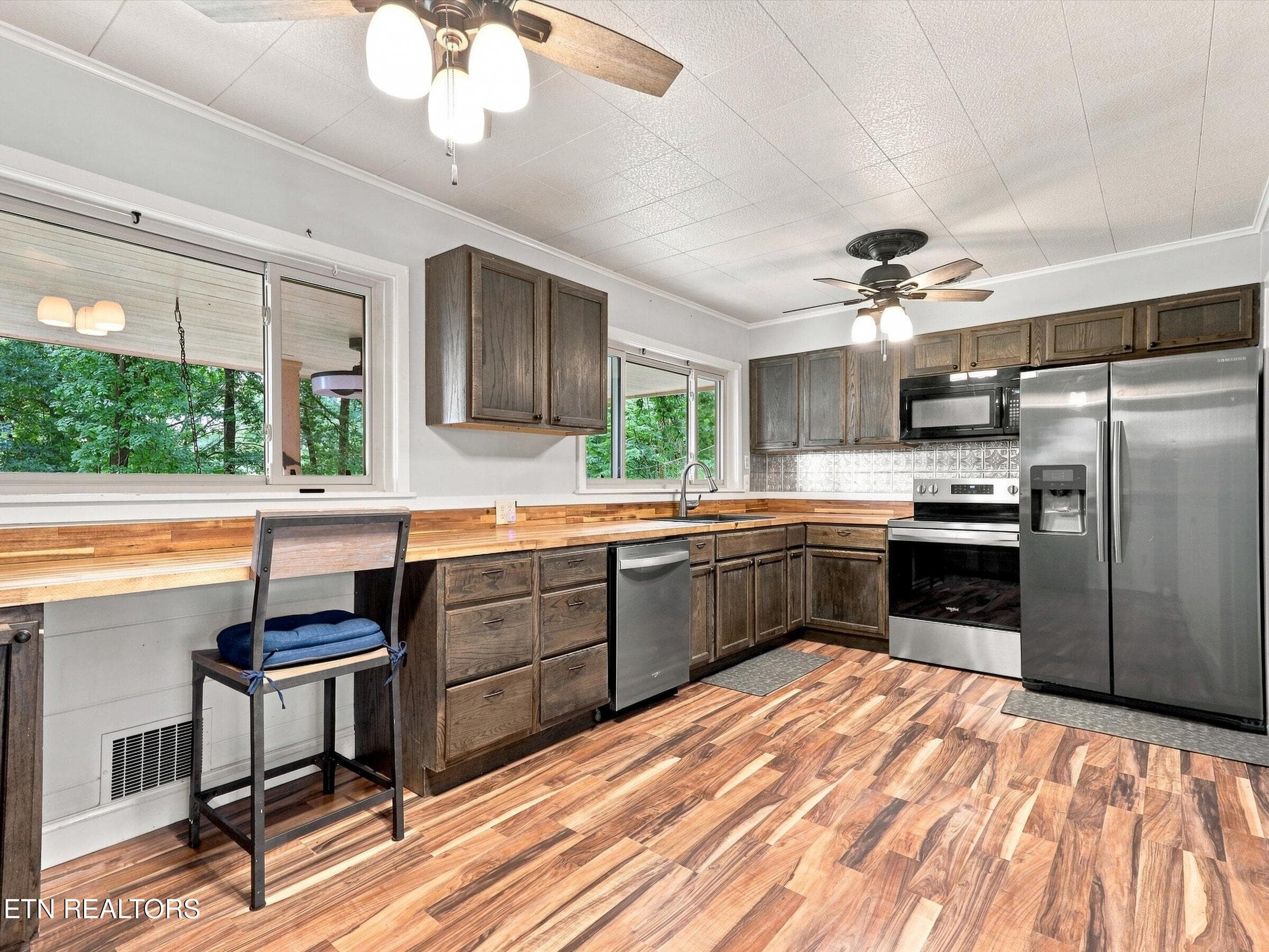 15-011_1I2A7510 - 3215 Tuckaleechee Pike, Maryville, TN 37803