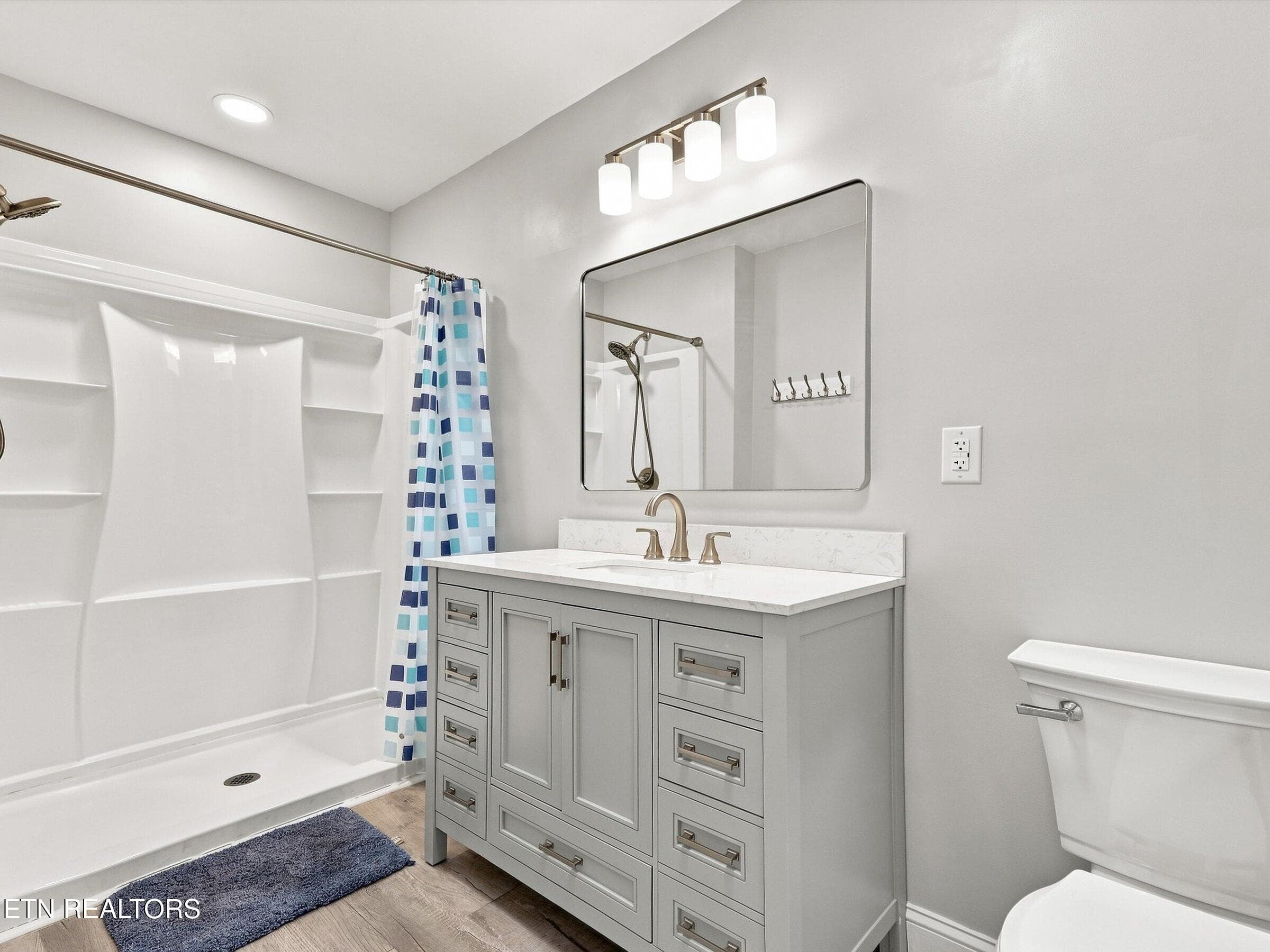 31-025_1I2A7555 - 3215 Tuckaleechee Pike, Maryville, TN 37803