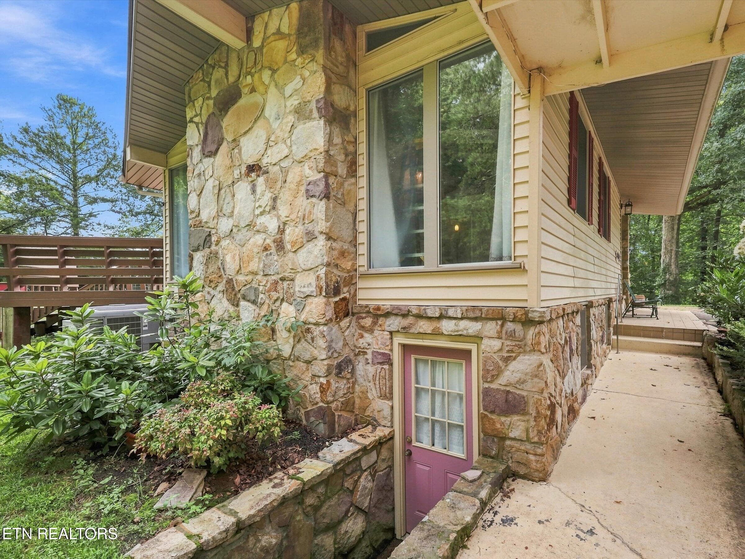 39-036_1I2A7600 - 3215 Tuckaleechee Pike, Maryville, TN 37803
