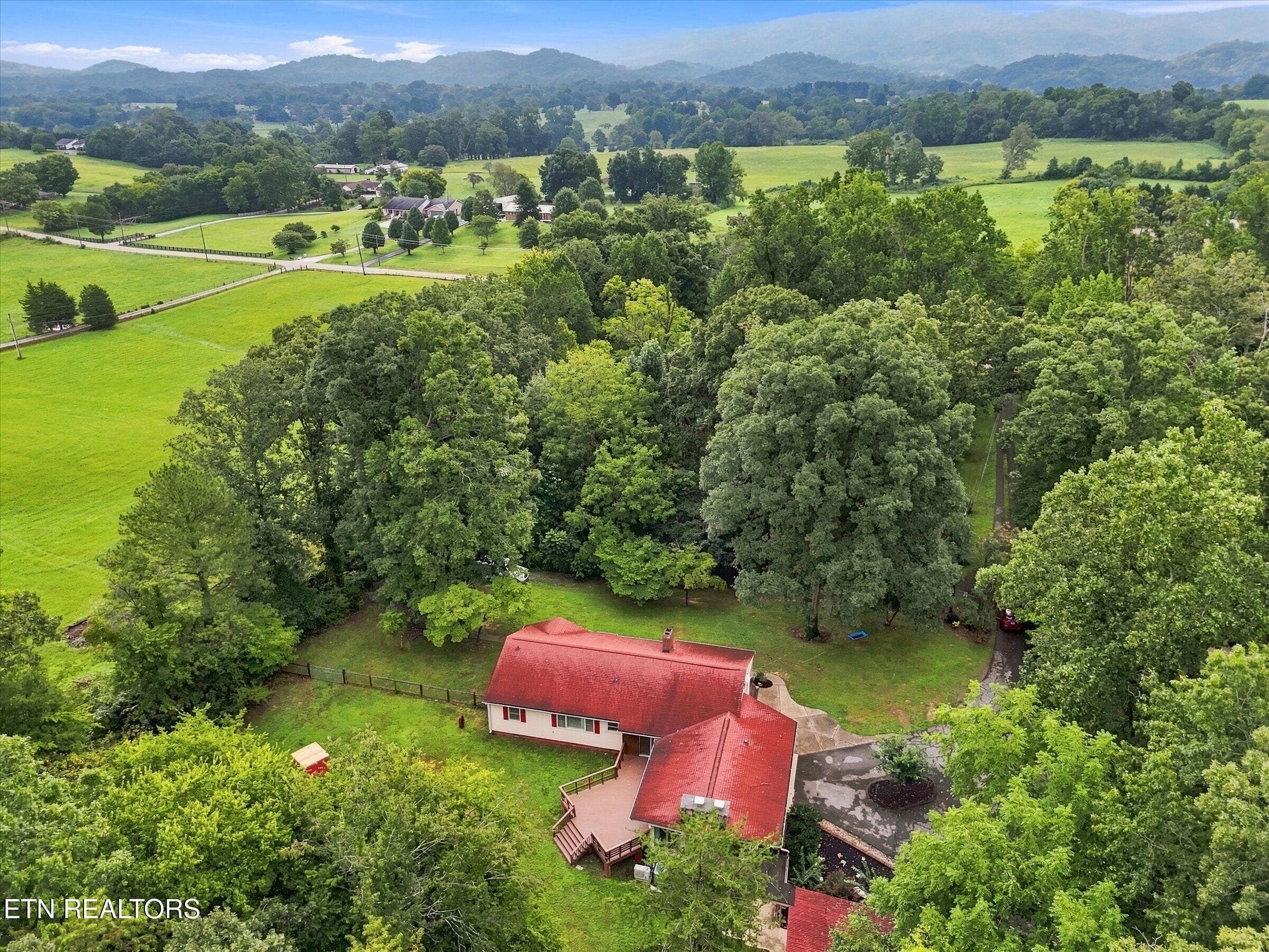 49-017_DJI_20260818095022_0123_D - 3215 Tuckaleechee Pike, Maryville, TN 37803