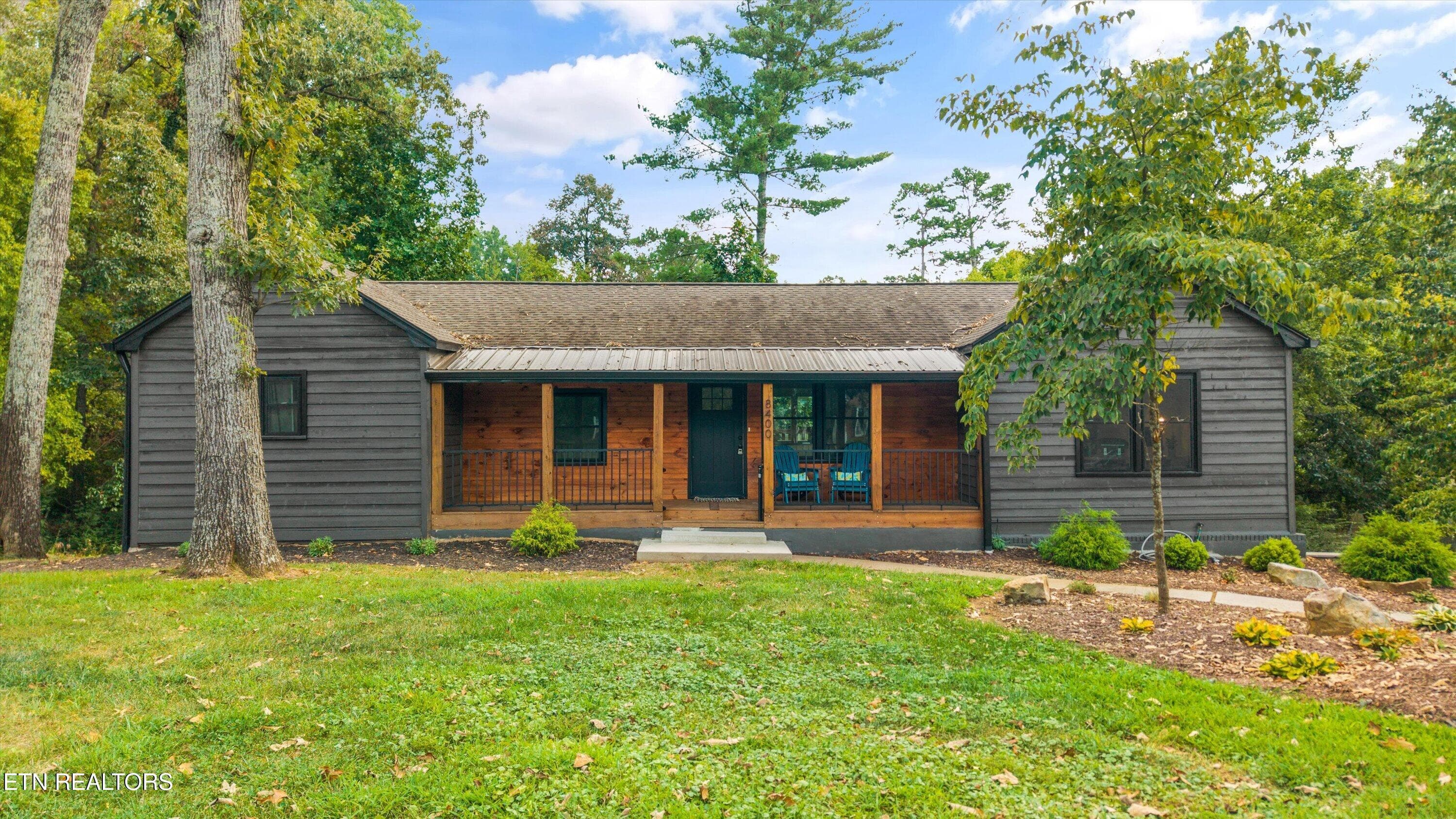 8400 Woodbrook Drive, Knoxville, TN 37919