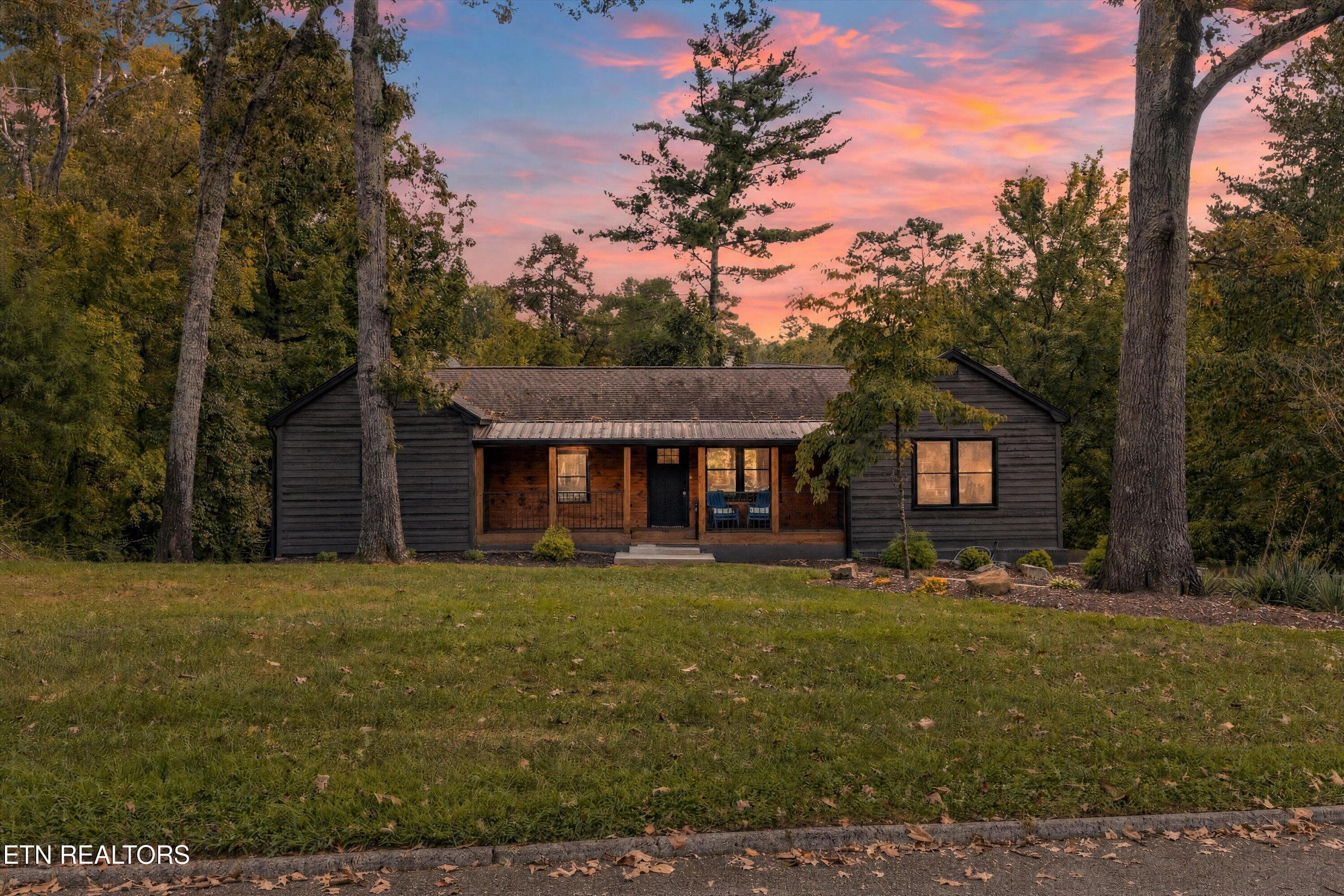05-hf_20260905_140120_4e62c71b-598d-4770 - 8400 Woodbrook Drive, Knoxville, TN 37919