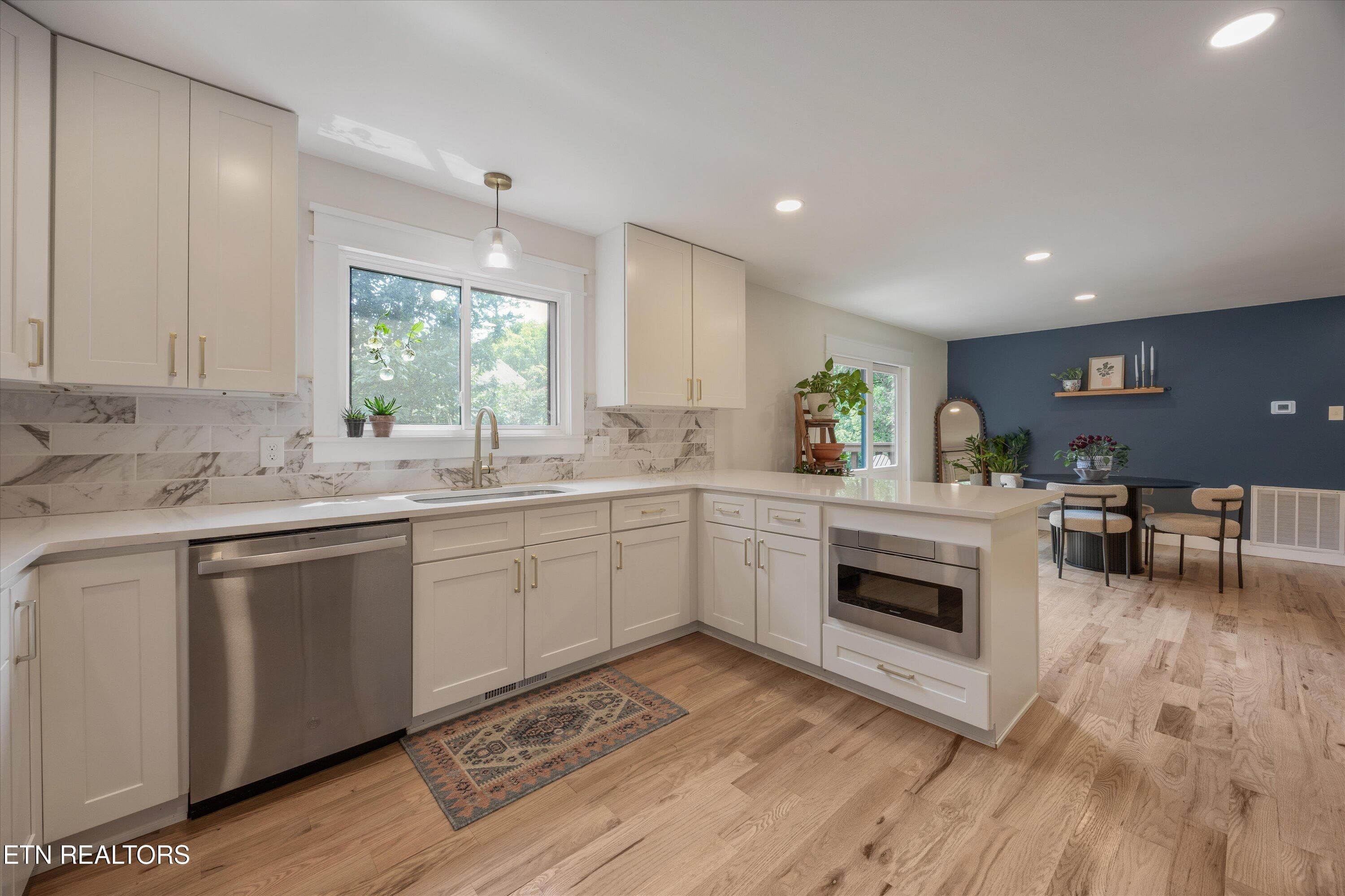 23-8400 Woodbrook Dr24 - 8400 Woodbrook Drive, Knoxville, TN 37919