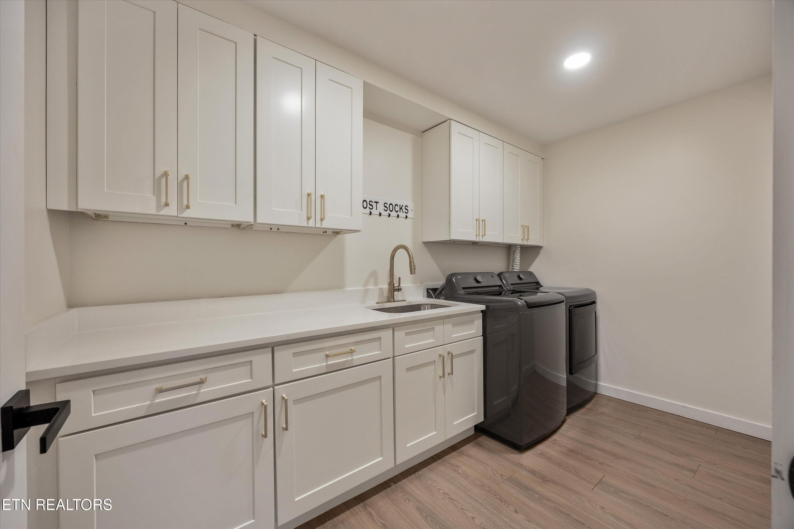39-8400 Woodbrook Dr40 - 8400 Woodbrook Drive, Knoxville, TN 37919
