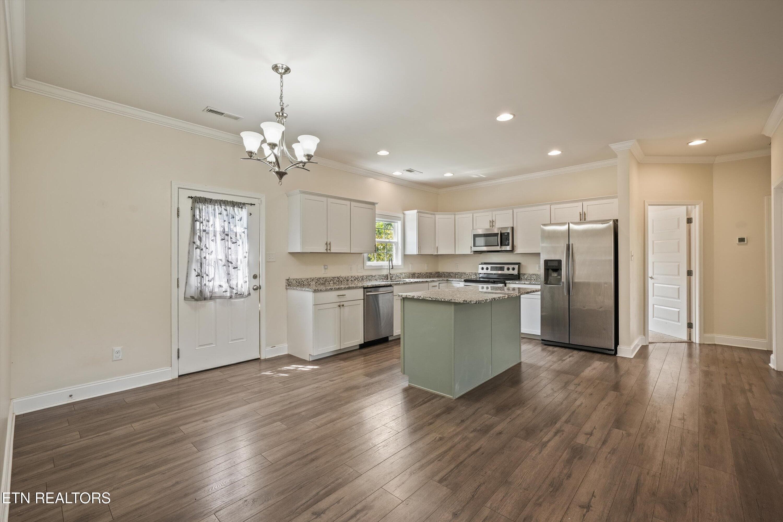 Living Area - 2000 Country Brook Lane, Knoxville, TN 37921, Knoxville