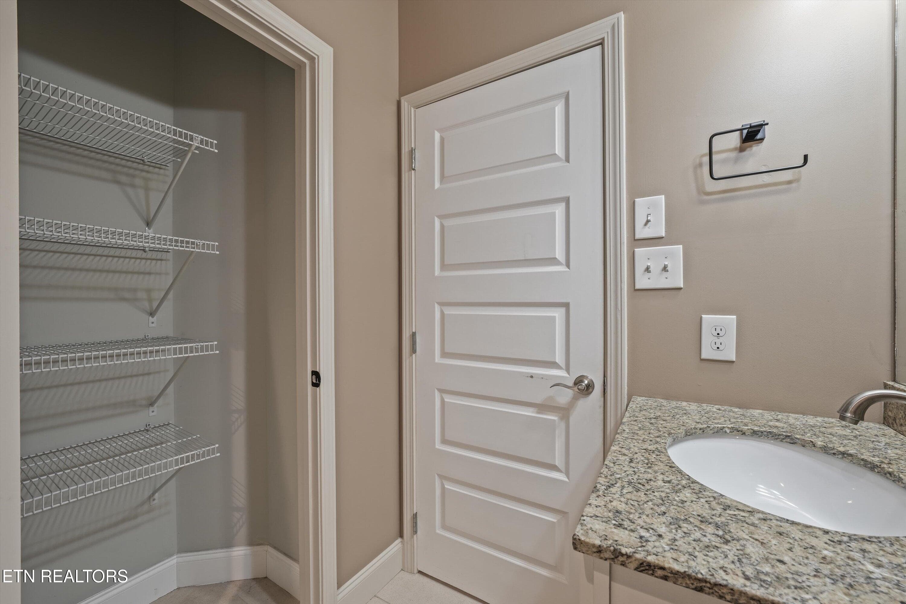 Bathroom/Closet - 2000 Country Brook Lane, Knoxville, TN 37921, Knoxville
