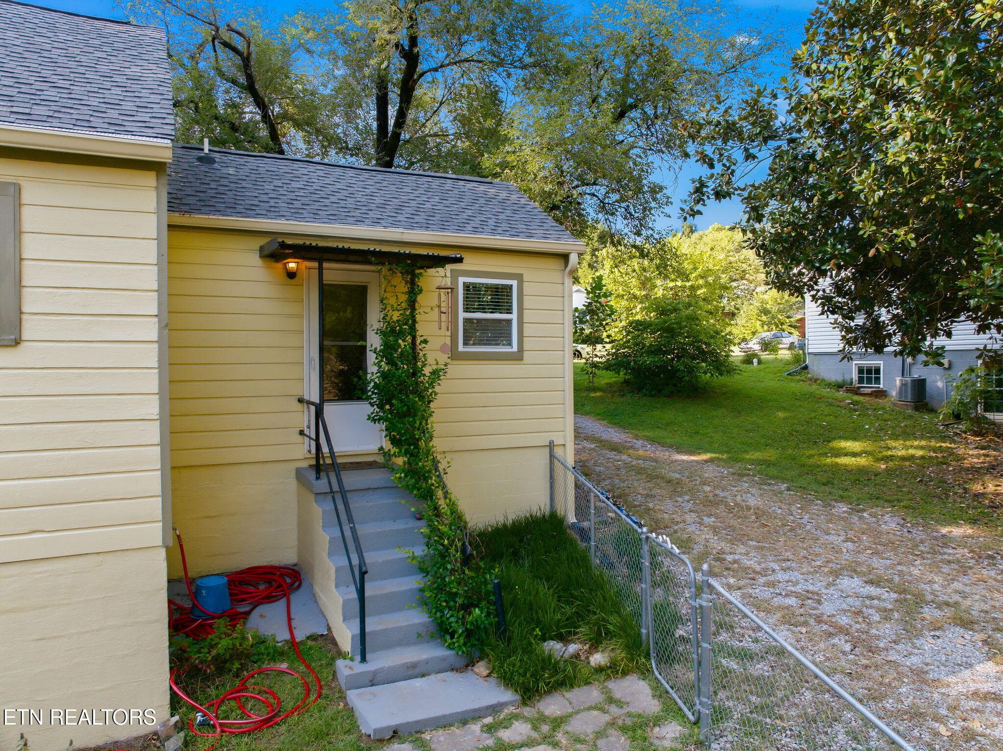 27-web-or-mls-332-Wilson-Ave-Maryville-T - 332 Wilson Ave, Maryville, TN 37803