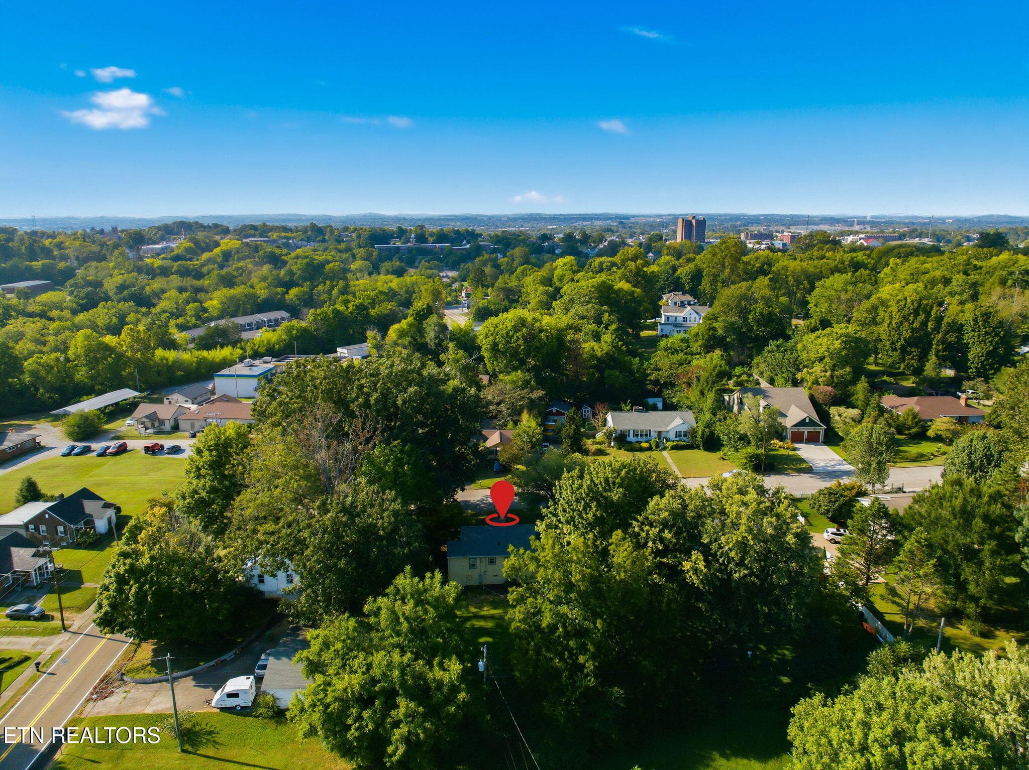36-web-or-mls-332-Wilson-Ave-Maryville-T - 332 Wilson Ave, Maryville, TN 37803