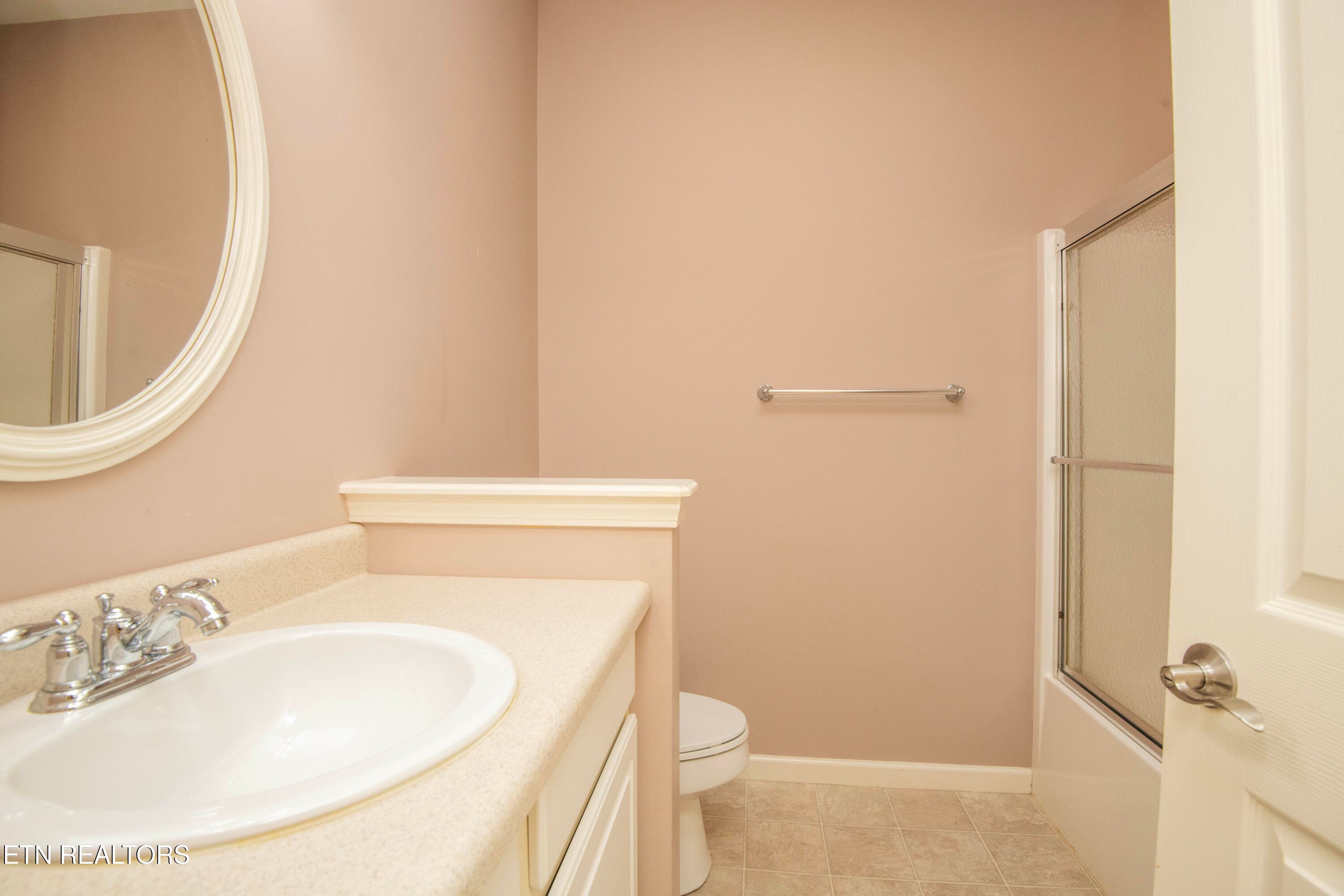 second bath 1 - 11204 Kilpatrick Way, Knoxville, TN 37932