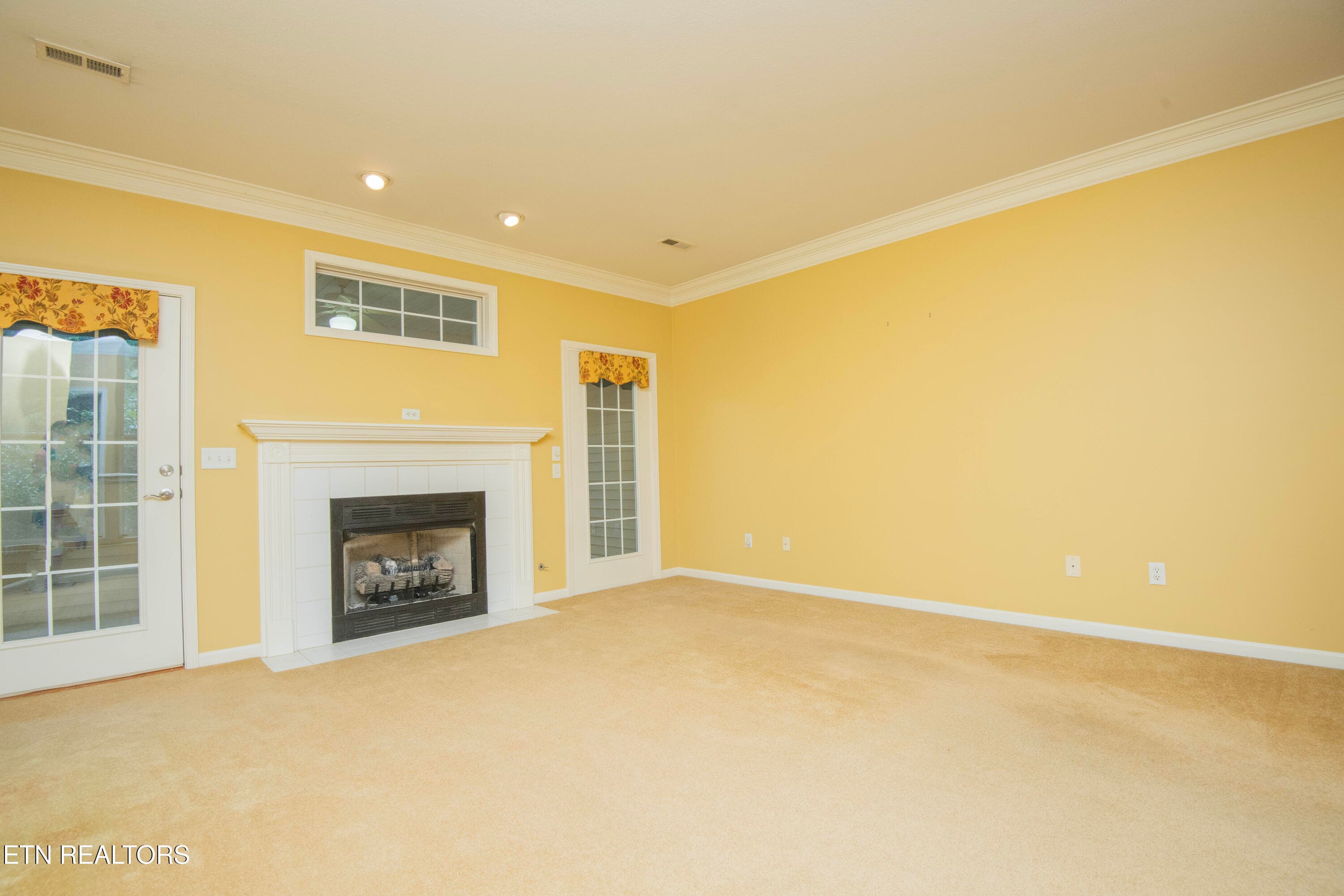 living 3 - 11204 Kilpatrick Way, Knoxville, TN 37932