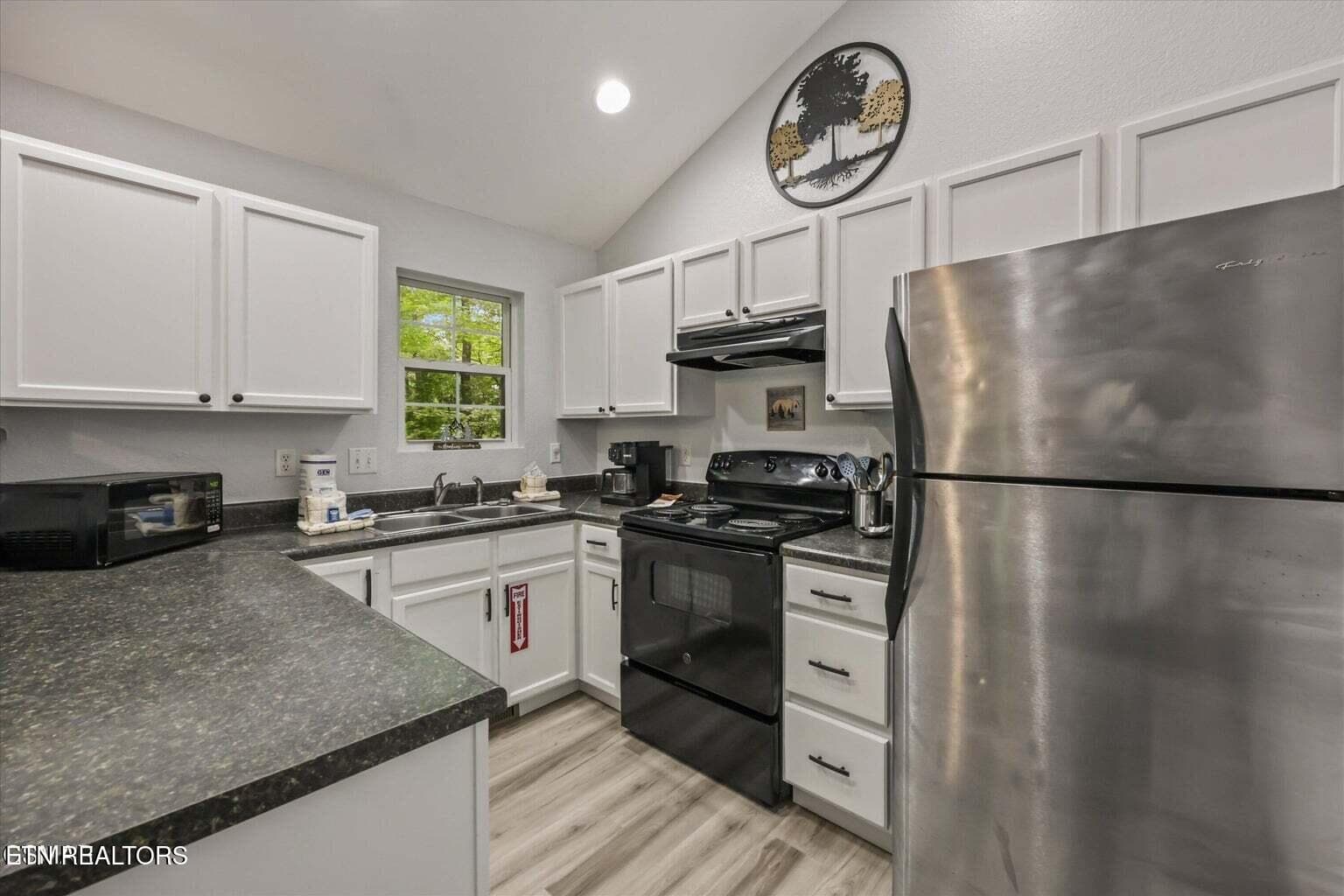 09-537 Johnson Ln unit 1 16 - 537 Johnson Lane 1, Gatlinburg, TN 37738, Gatlinburg