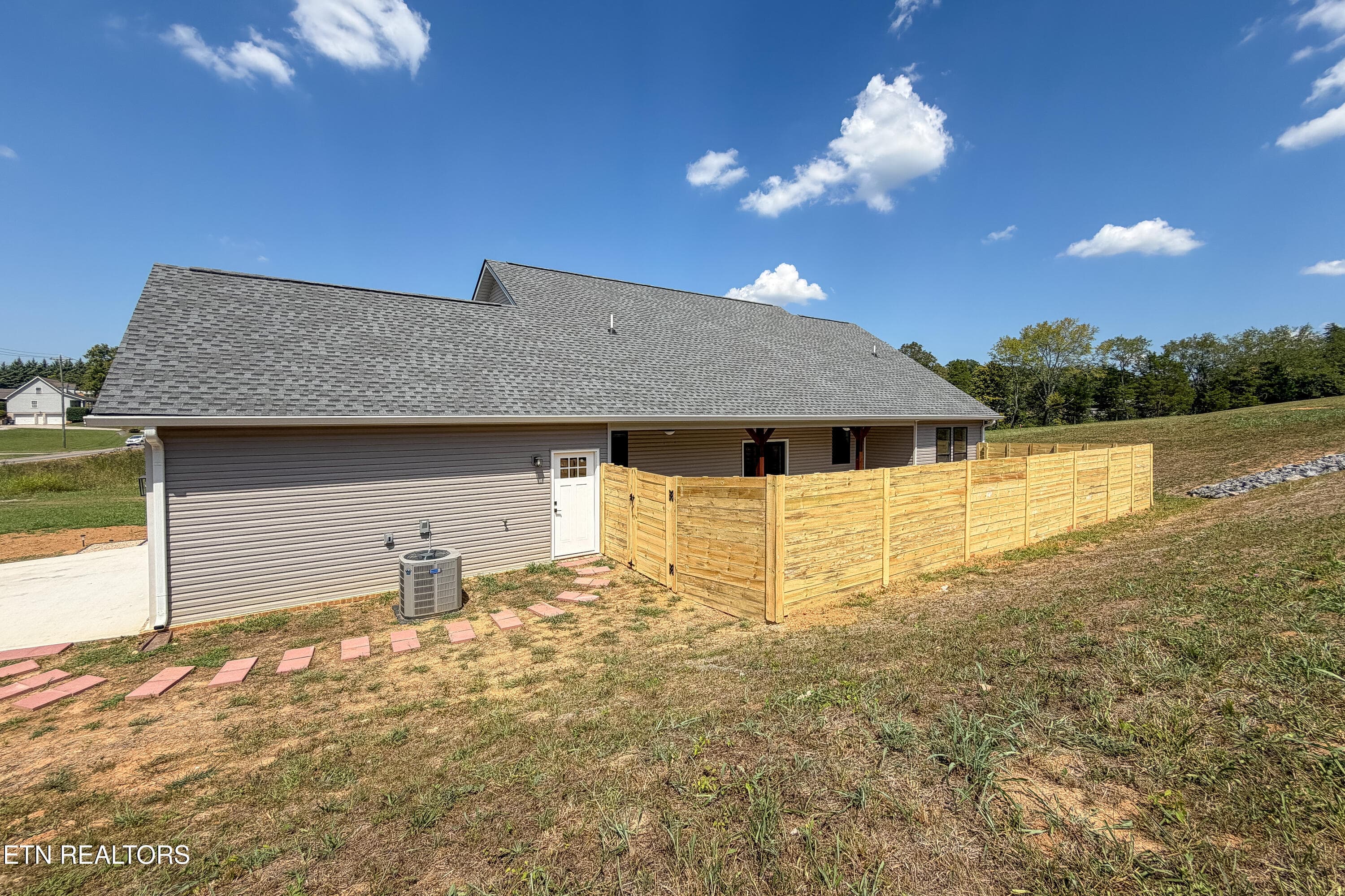 898BrickMillFence-5 - 898 Brick Mill Rd, Maryville, TN 37801