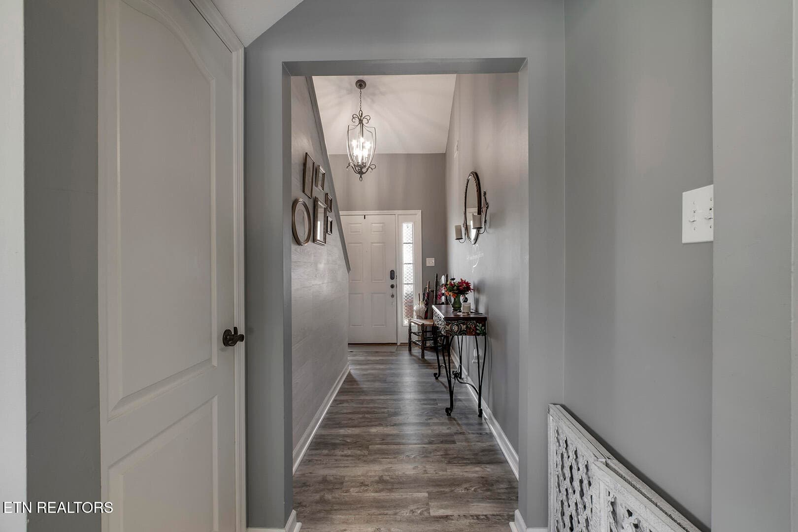 15_ElizaPointeWay_3701_EntryHall - 3701 Eliza Pointe Way, Knoxville, TN 37921, Knoxville