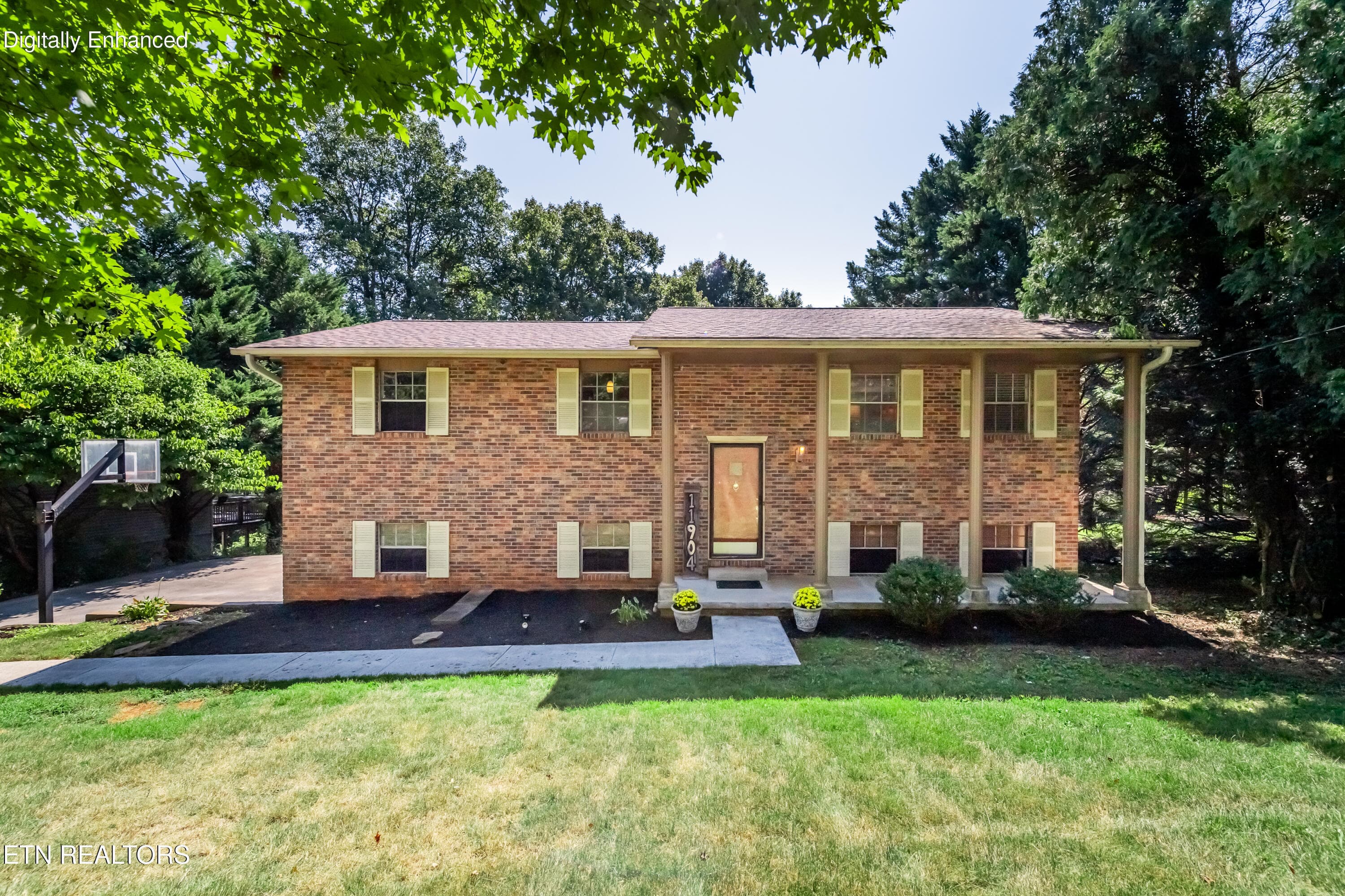 11904 W Kingsgate Rd 2, Knoxville, TN 37934