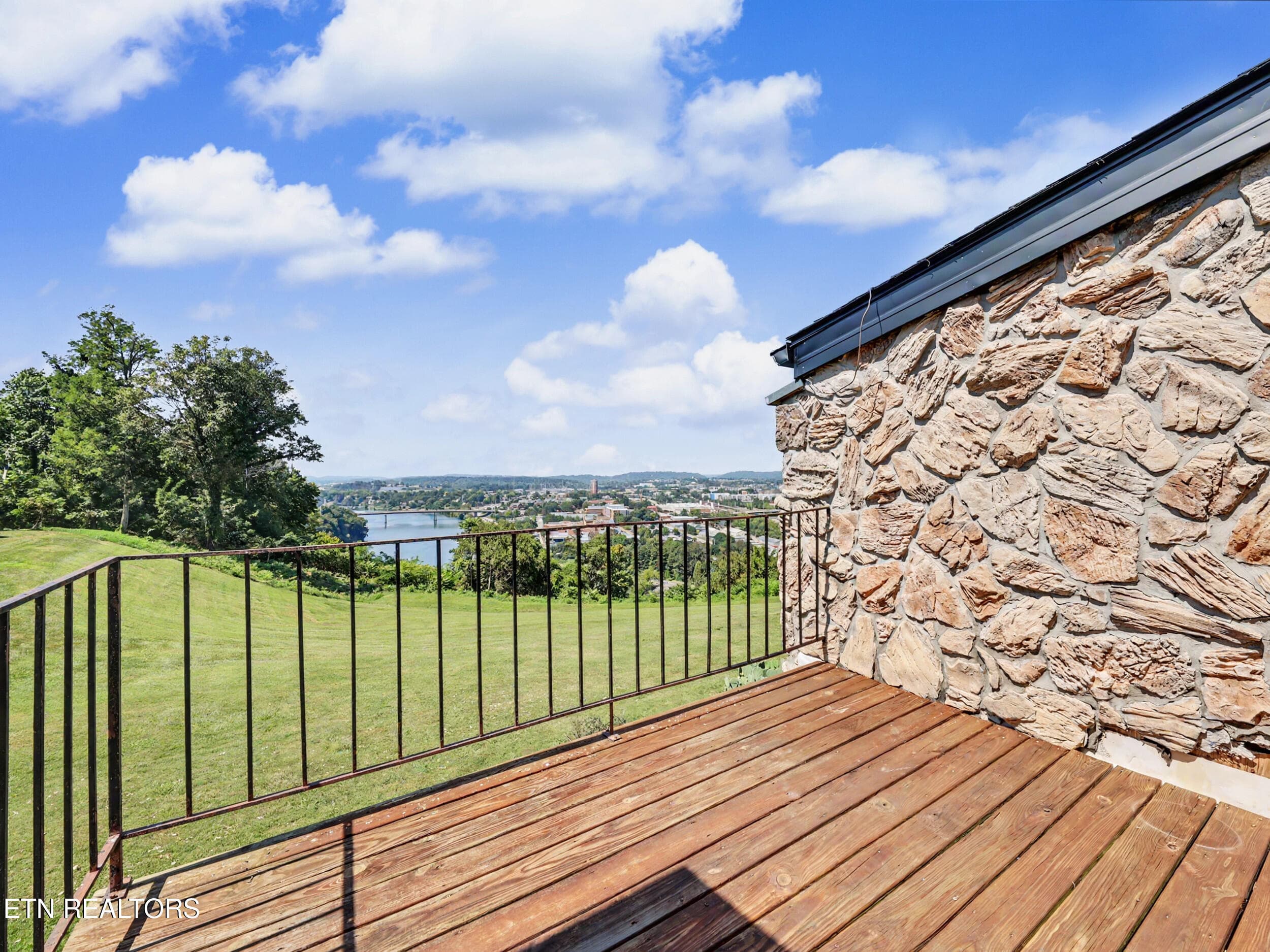 29_img_8225 - 1845 Cherokee Bluff Drive, Knoxville, TN 37920