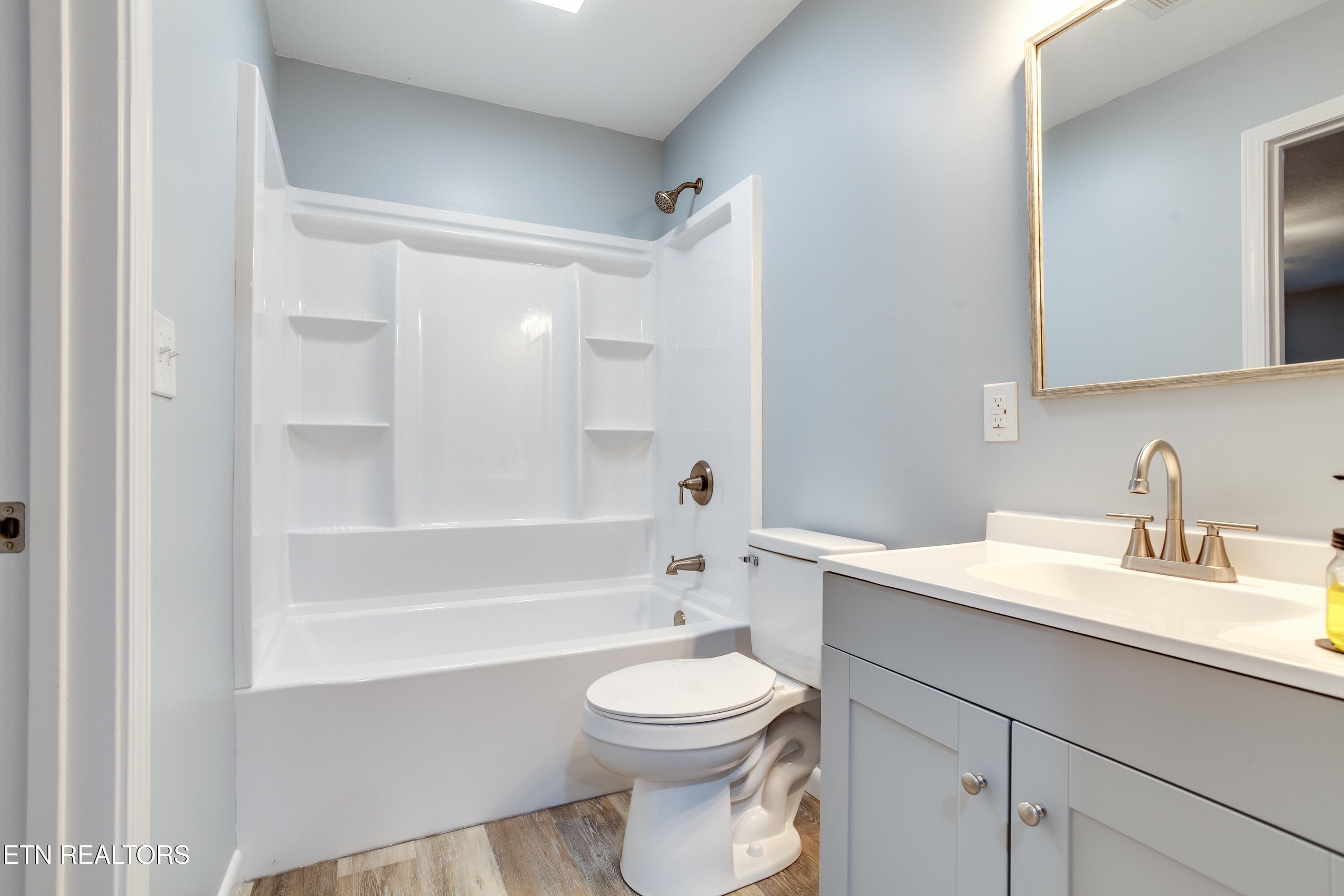 03120260905-1-3300KendallmacLnKnoxvilleT - 3300 Kendallmac Lane, Knoxville, TN 37931