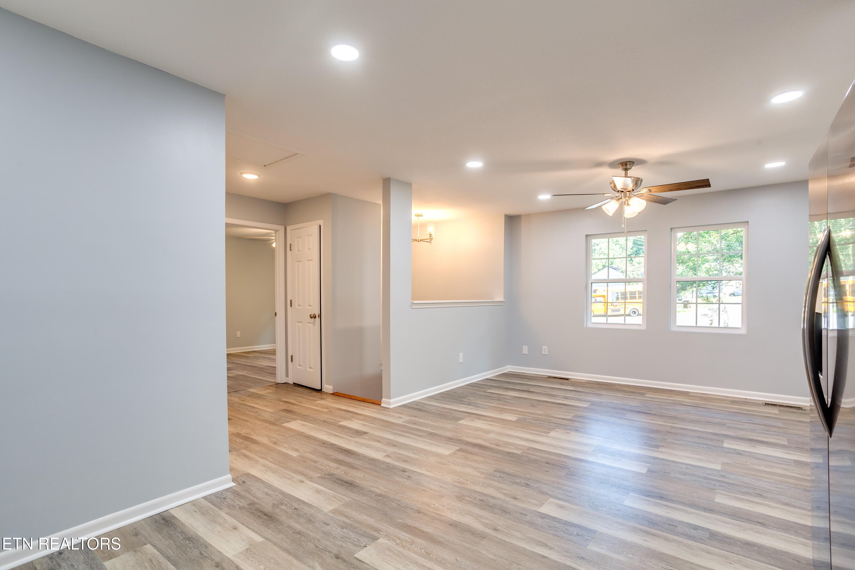 01620260905-1-3300KendallmacLnKnoxvilleT - 3300 Kendallmac Lane, Knoxville, TN 37931
